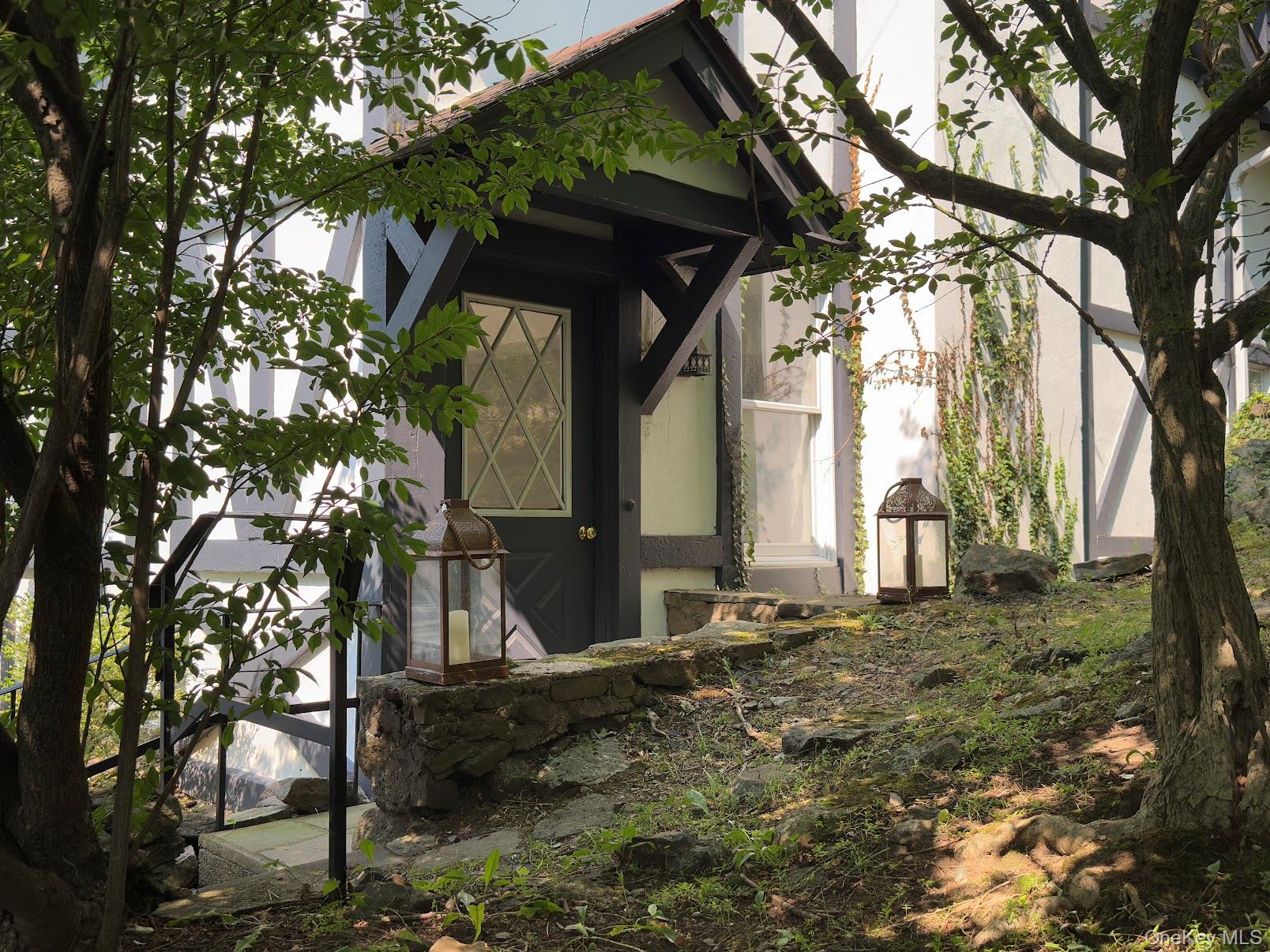 #3 photo, 93 Circuit Road, Tuxedo Park , NY 10987