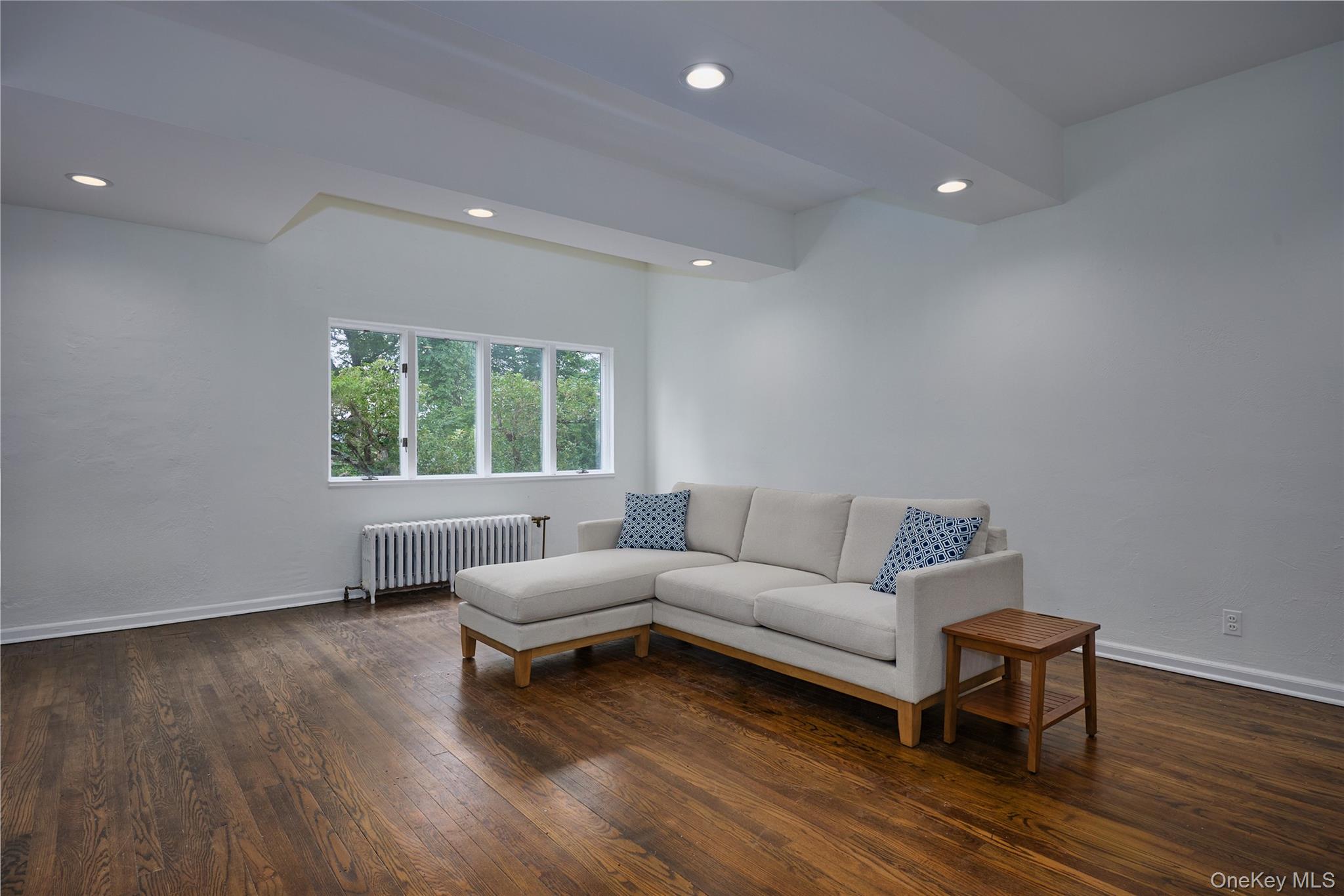 #7 photo, 93 Circuit Road, Tuxedo Park , NY 10987