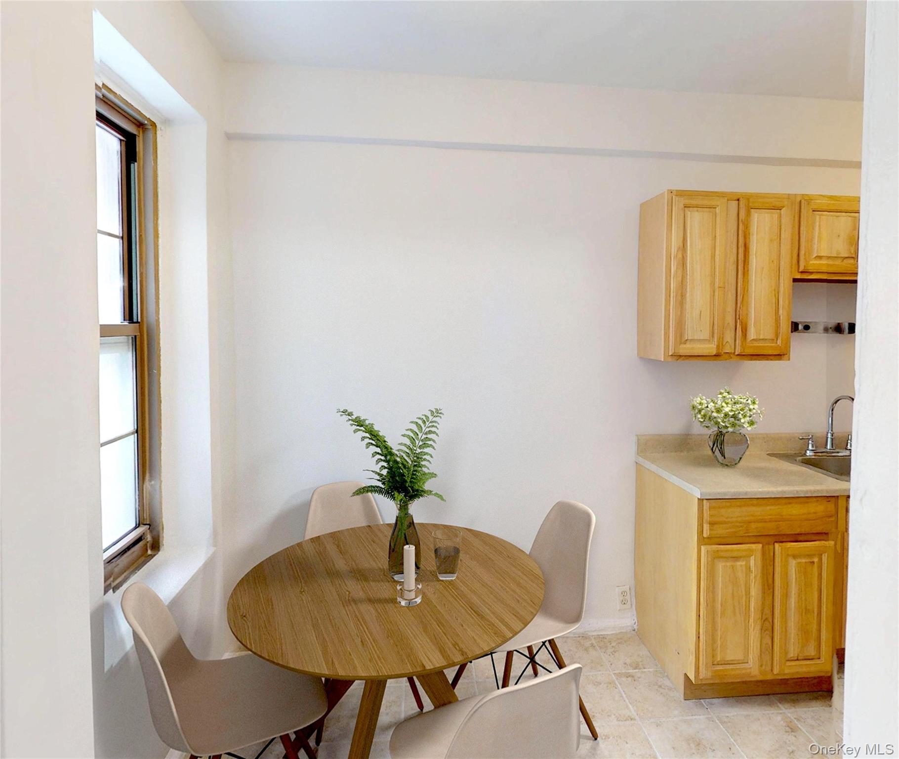 #7 photo, 1100 Grand Concourse, ブロンクス区 Bronx , NY 10456