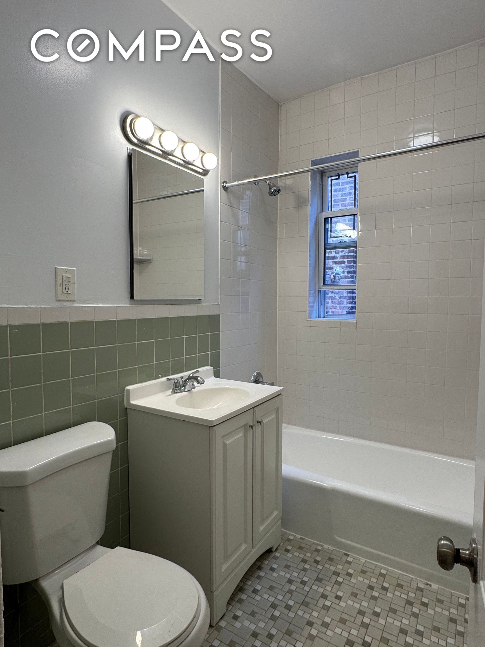 #6 photo, Auburndale, クイーンズ区 Auburndale , NY 11358