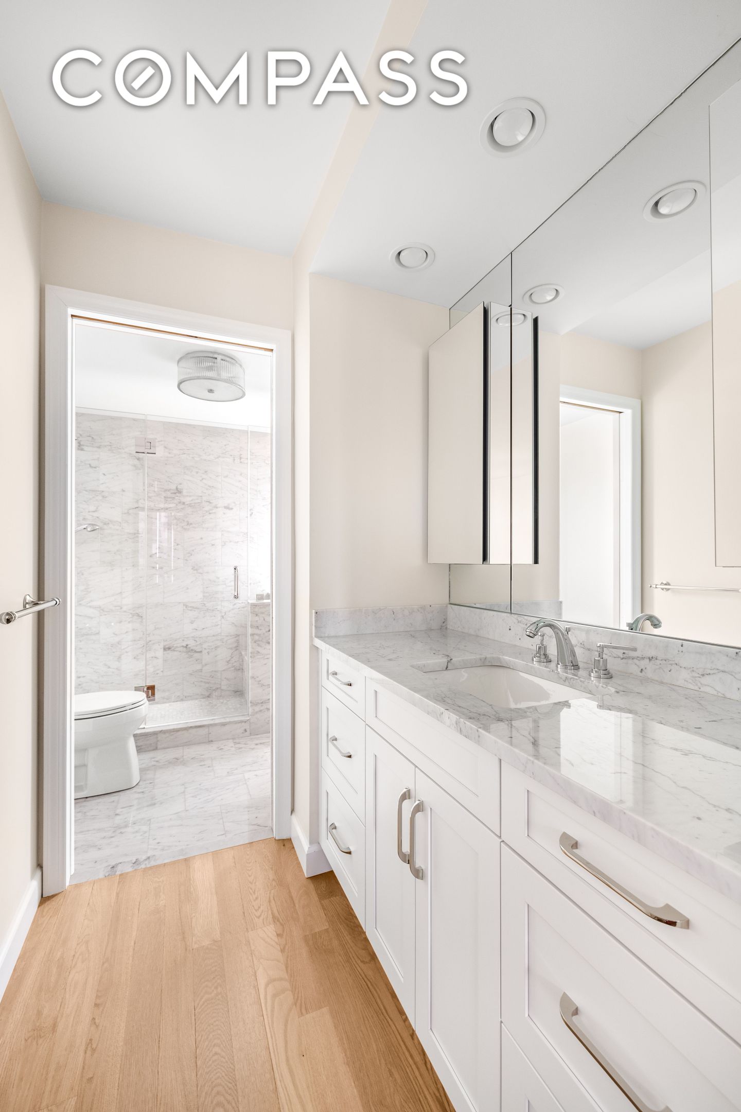 #10 photo, 250 E 40th Street, マンハッタン Murray Hill , NY 10016