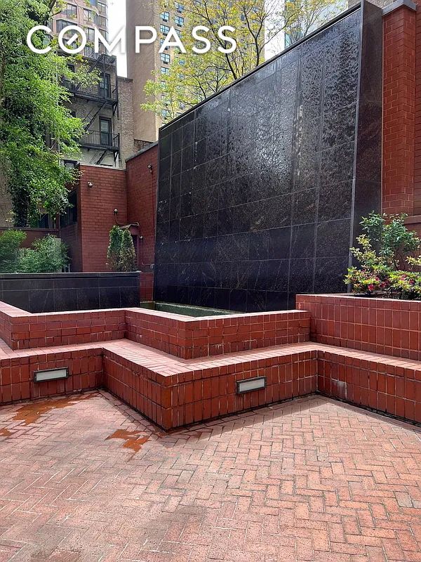 #17 photo, 250 E 40th Street, マンハッタン Murray Hill , NY 10016