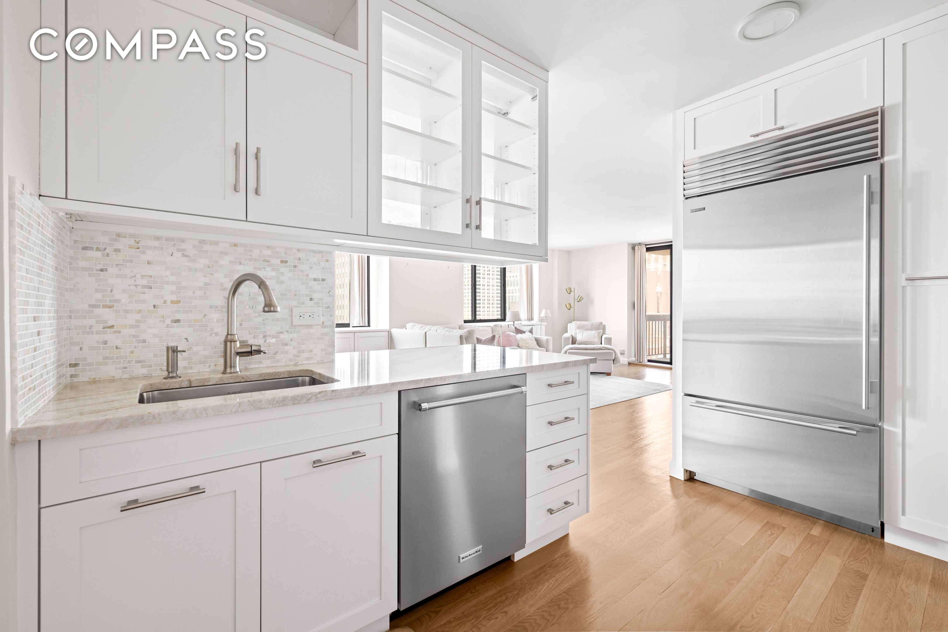 #5 photo, 250 E 40th Street, マンハッタン Murray Hill , NY 10016