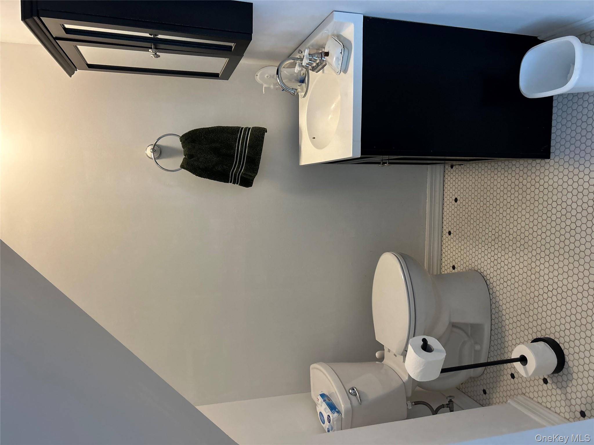 #6 photo, 11 W Meadow Lane, Stony Brook , NY 11790