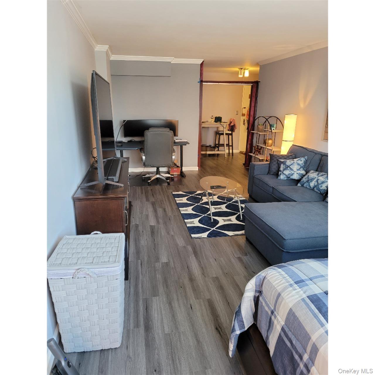 #10 photo, 118-18 Union Turnpike, Kew Gardens , NY 11415