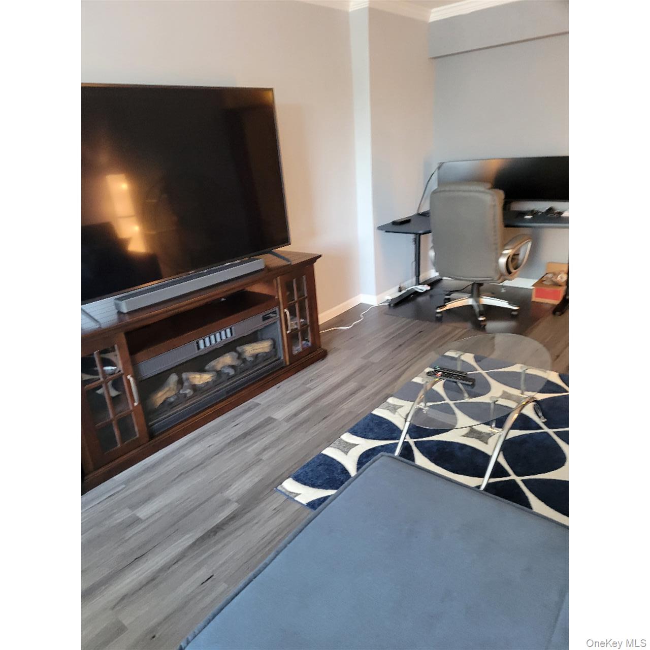 #12 photo, 118-18 Union Turnpike, Kew Gardens , NY 11415