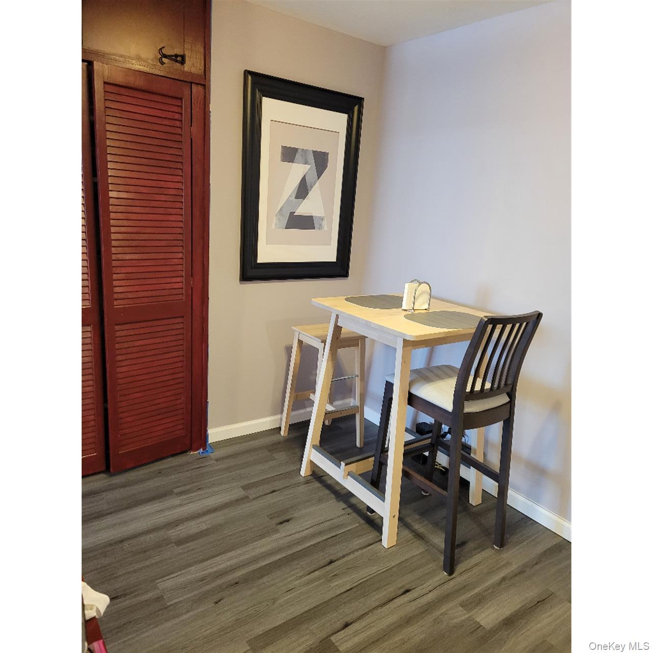 #15 photo, 118-18 Union Turnpike, Kew Gardens , NY 11415