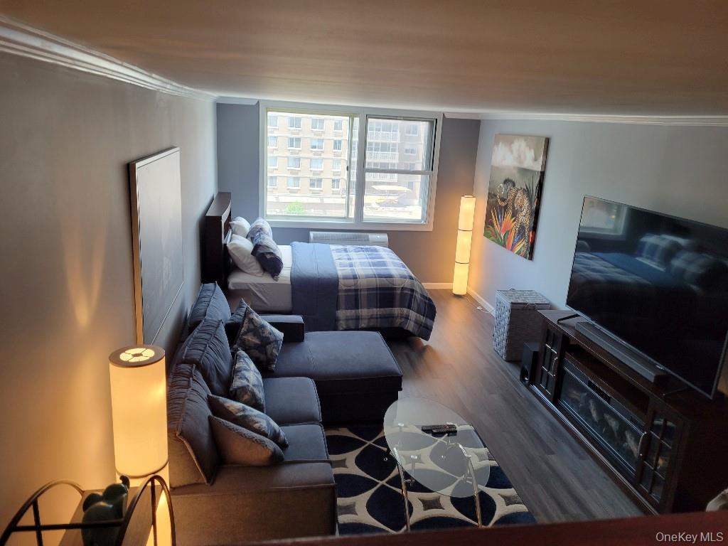 #20 photo, 118-18 Union Turnpike, Kew Gardens , NY 11415