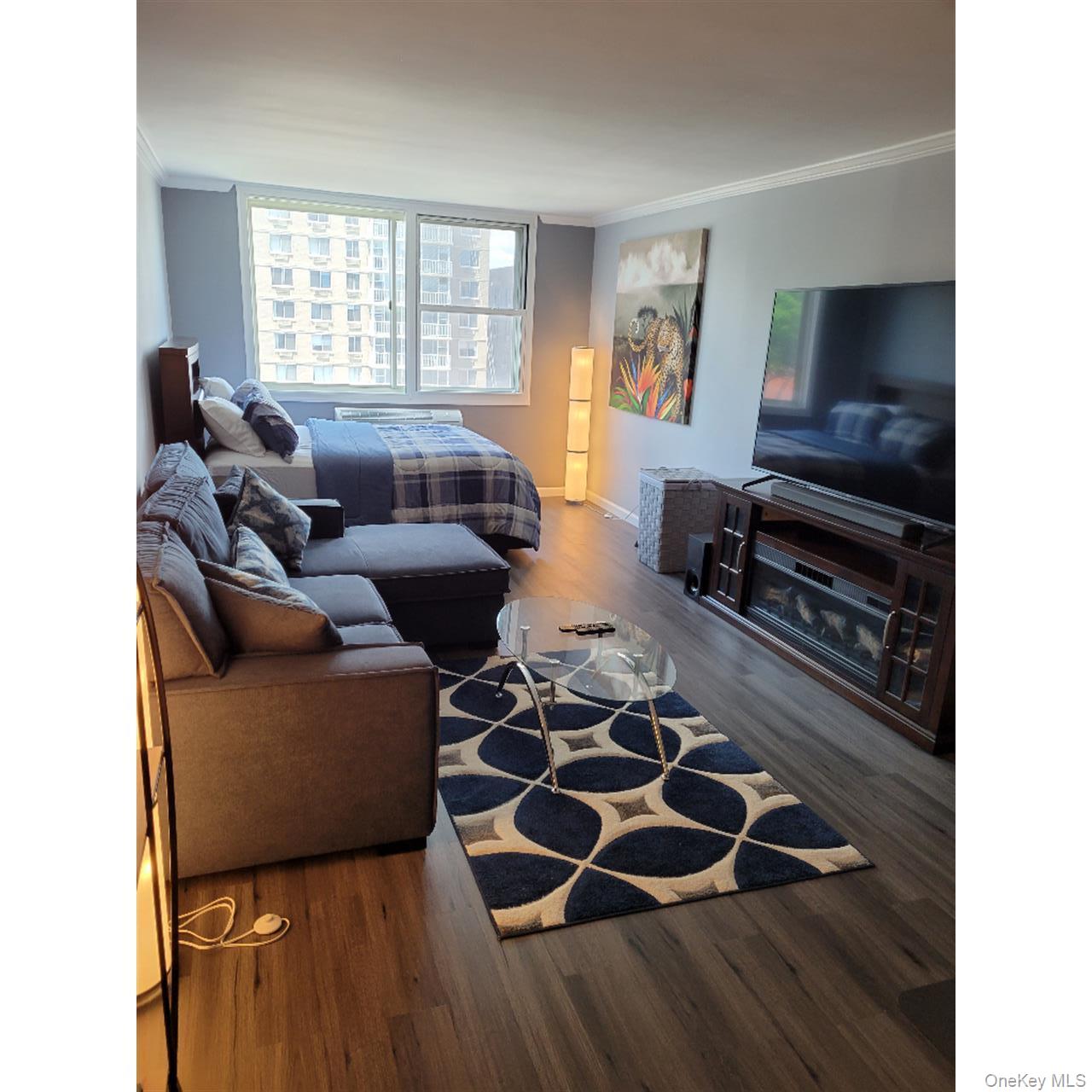 #9 photo, 118-18 Union Turnpike, Kew Gardens , NY 11415