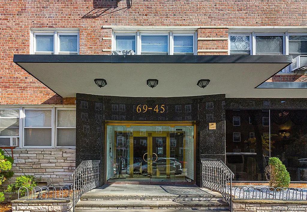 #1 photo, 69-45 108 Street, Forest Hills , NY 11375