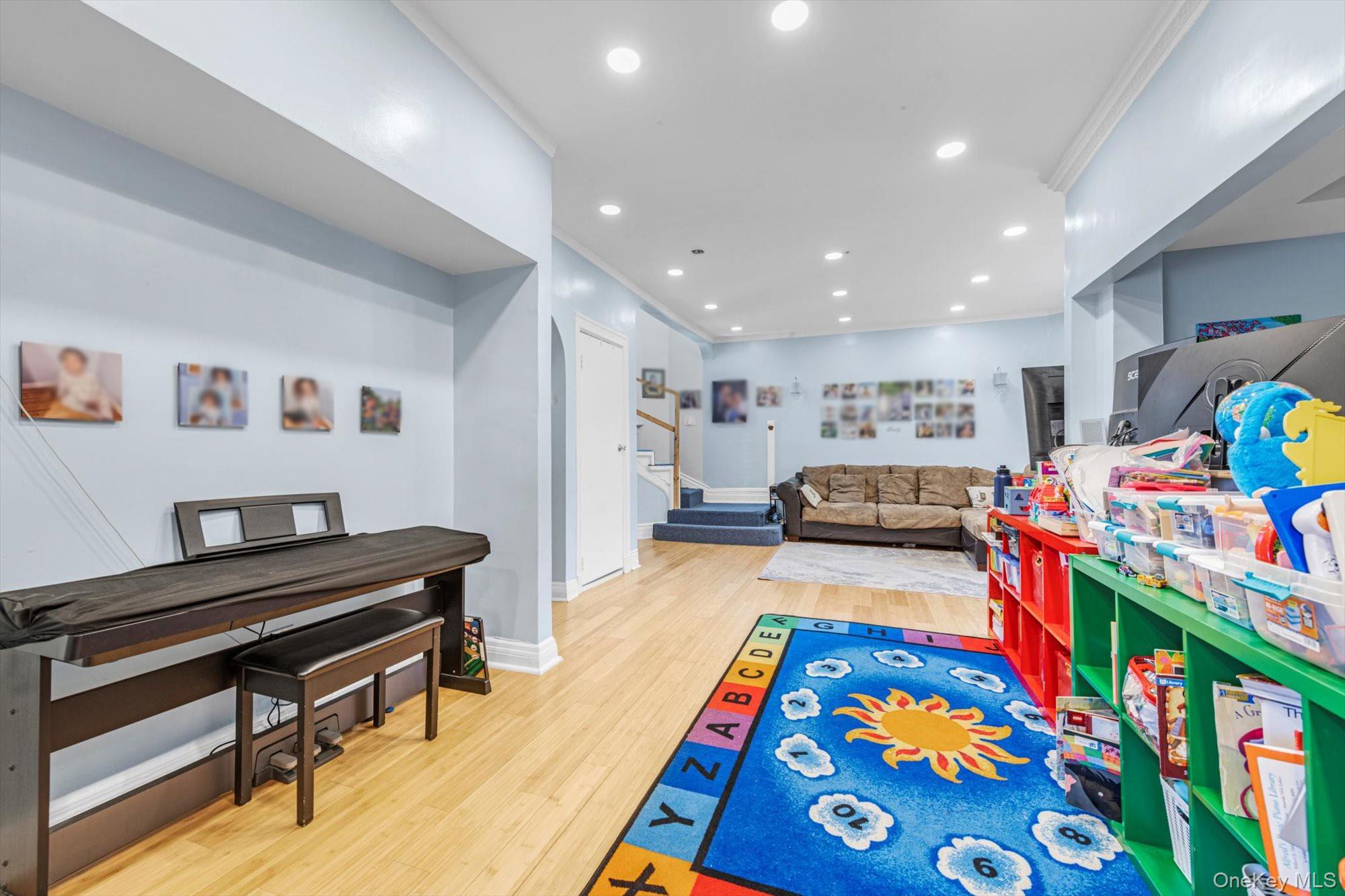 #5 photo, 1134 Bay 27th Street, Far Rockaway , NY 11691