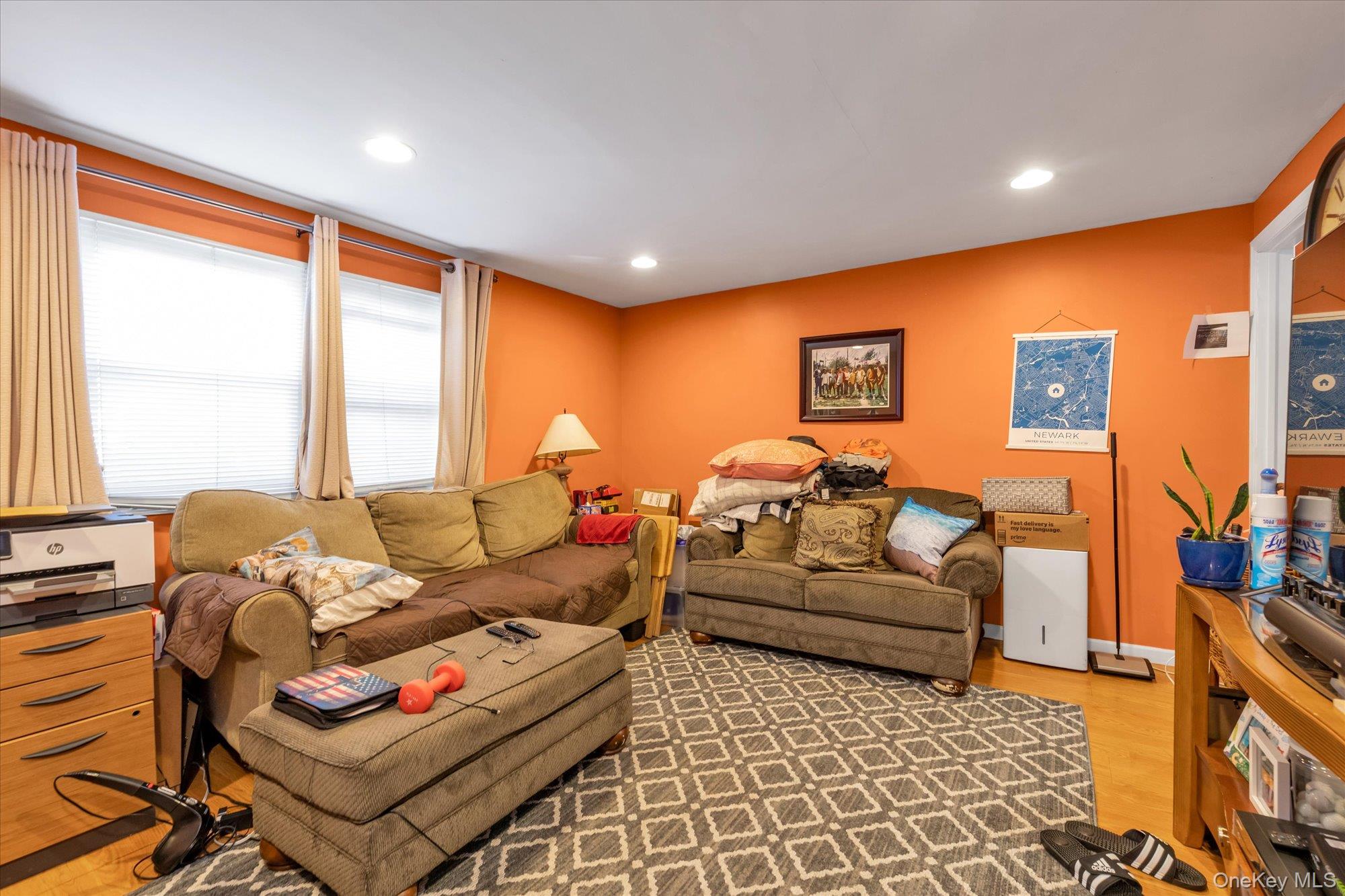 #16 photo, 62 4th Avenue, ナッソー郡 East Rockaway , NY 11518