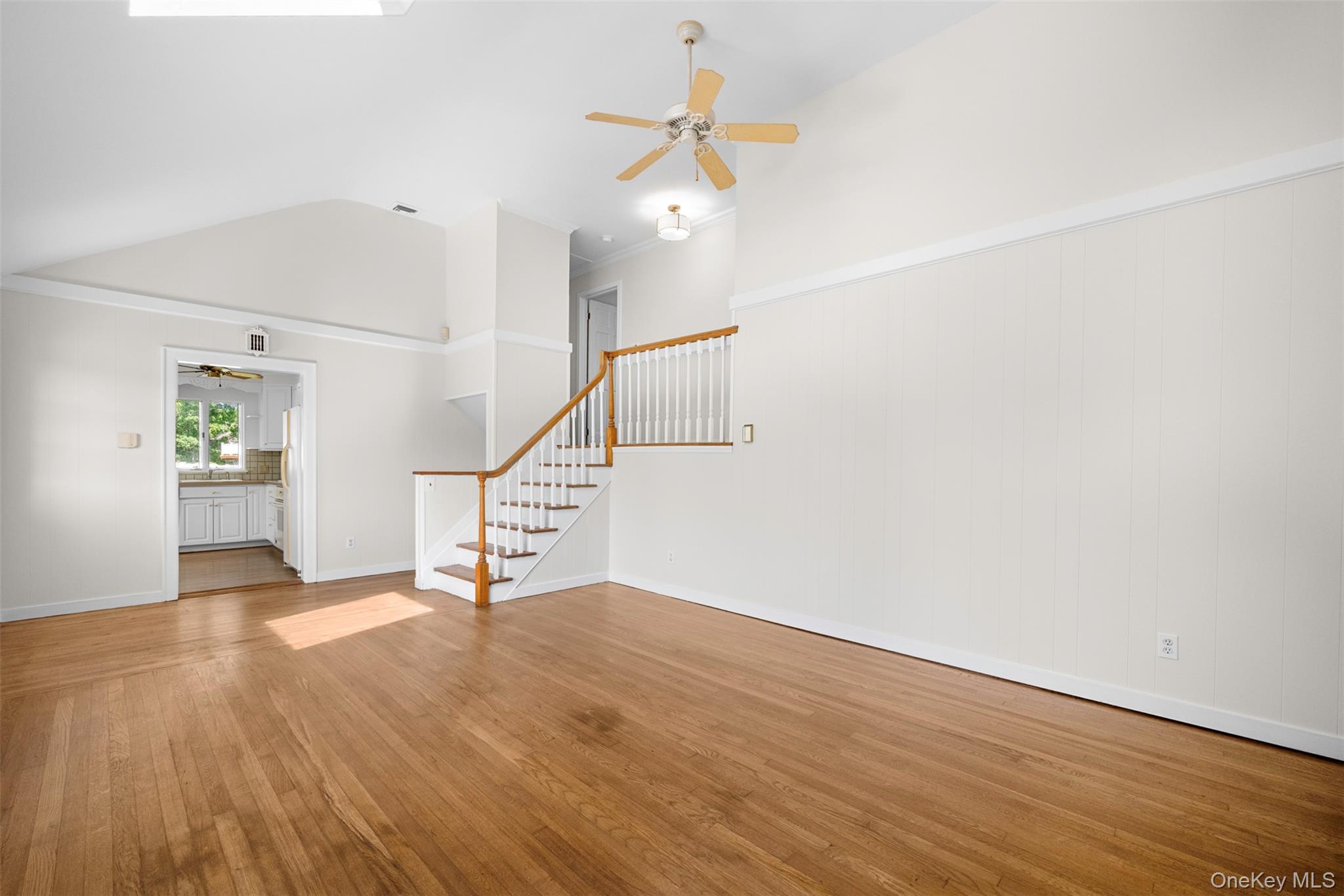 #6 photo, 2 Bay Place, Bay Shore , NY 11751