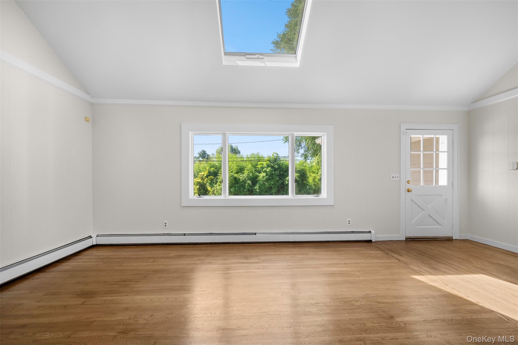 #8 photo, 2 Bay Place, Bay Shore , NY 11751