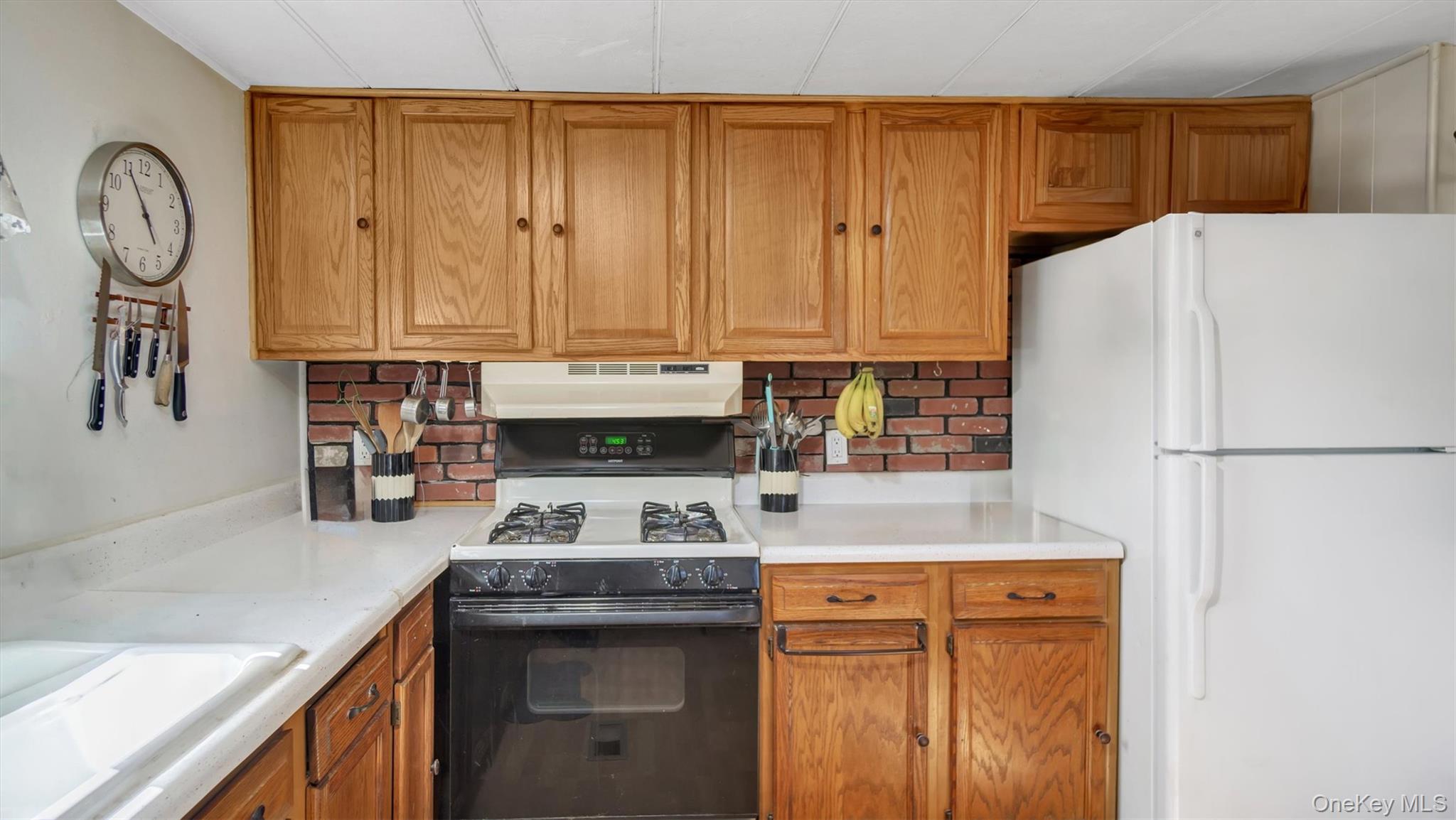 #10 photo, 39 Valley Forge, Bohemia , NY 11716