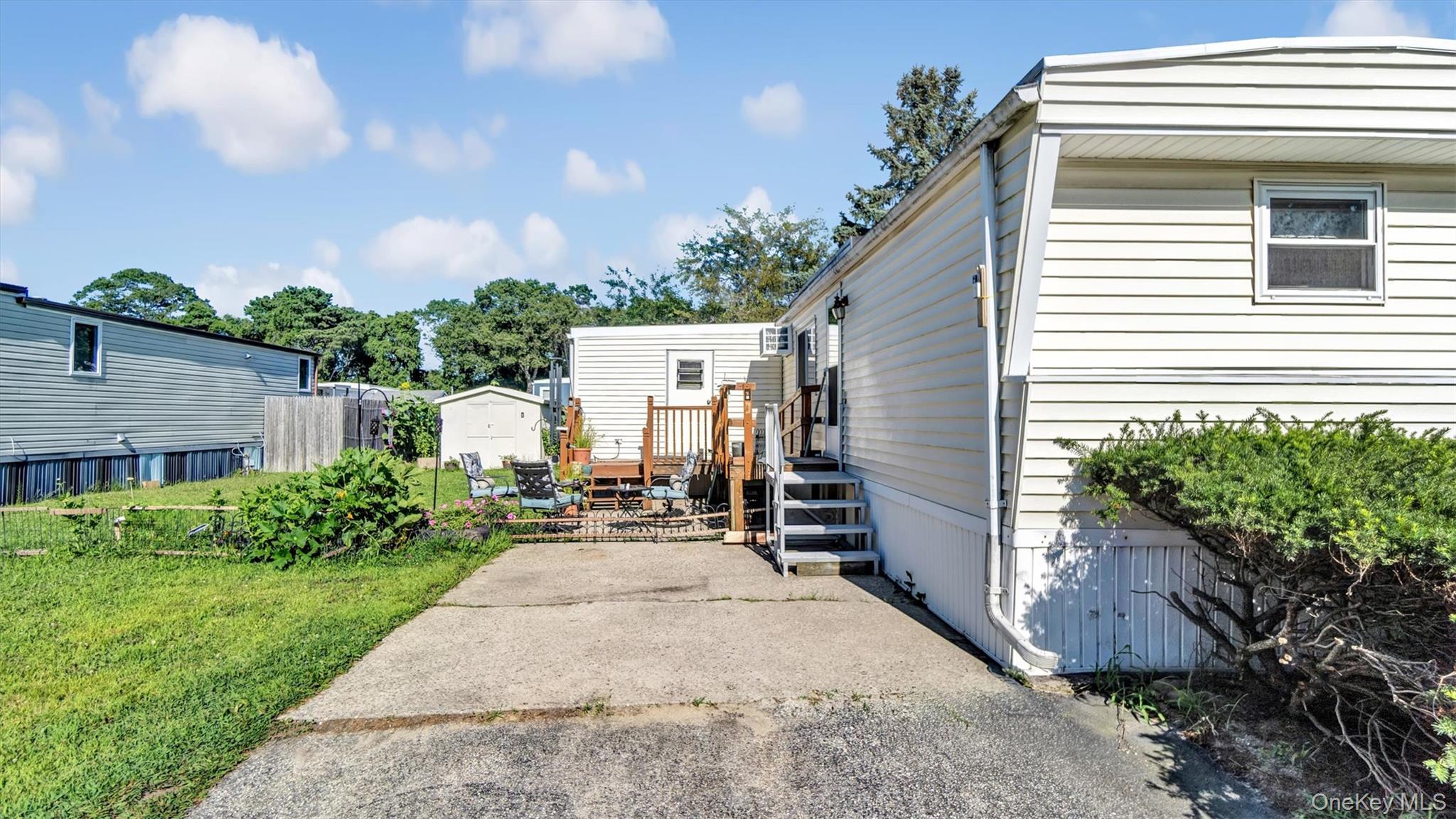 #4 photo, 39 Valley Forge, Bohemia , NY 11716