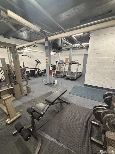 #10 photo, 103-25 68 Avenue, クイーンズ区 Forest Hills , NY 11375