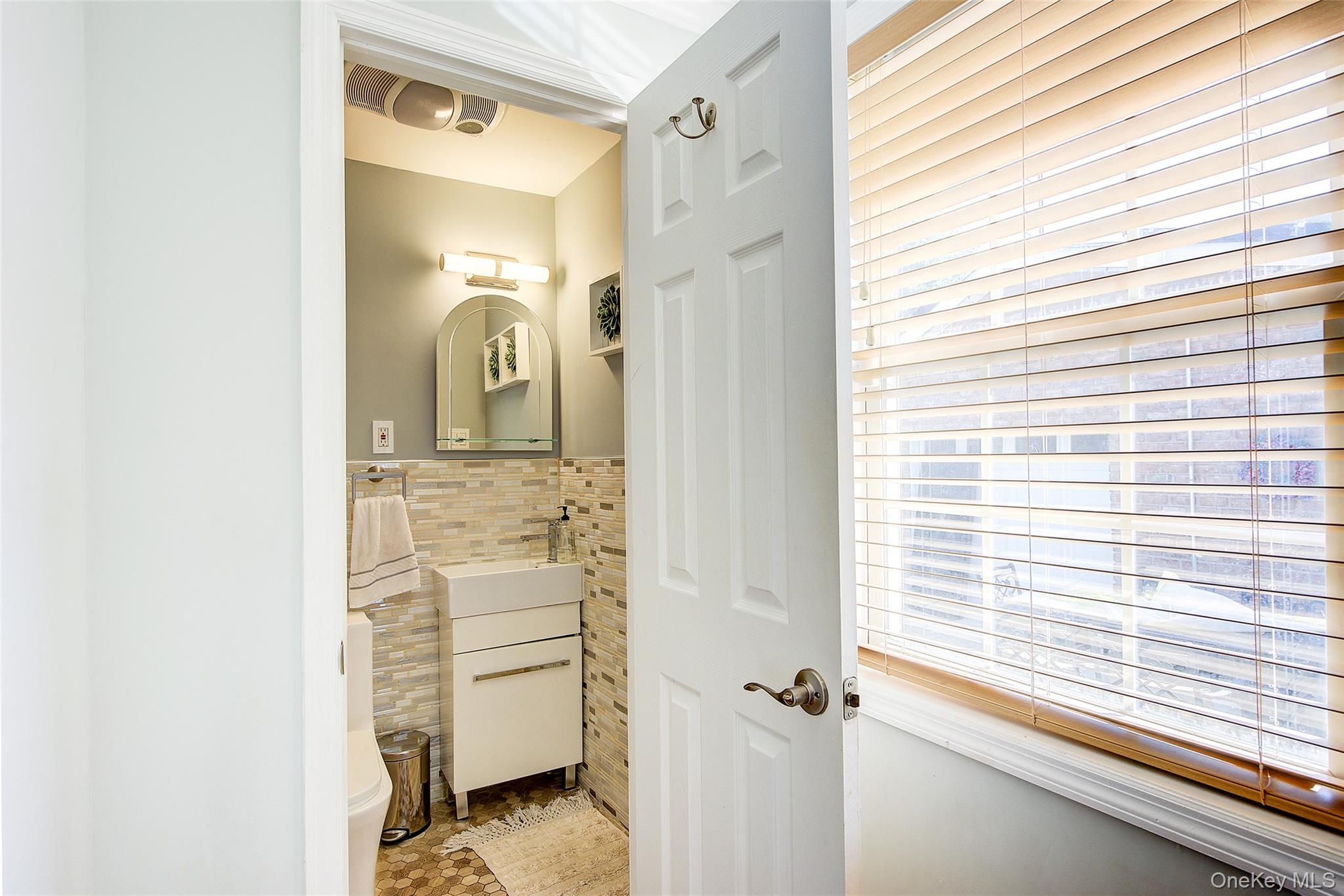 #20 photo, 92-24 218 Street, クイーンズ区 Queens Village , NY 11428