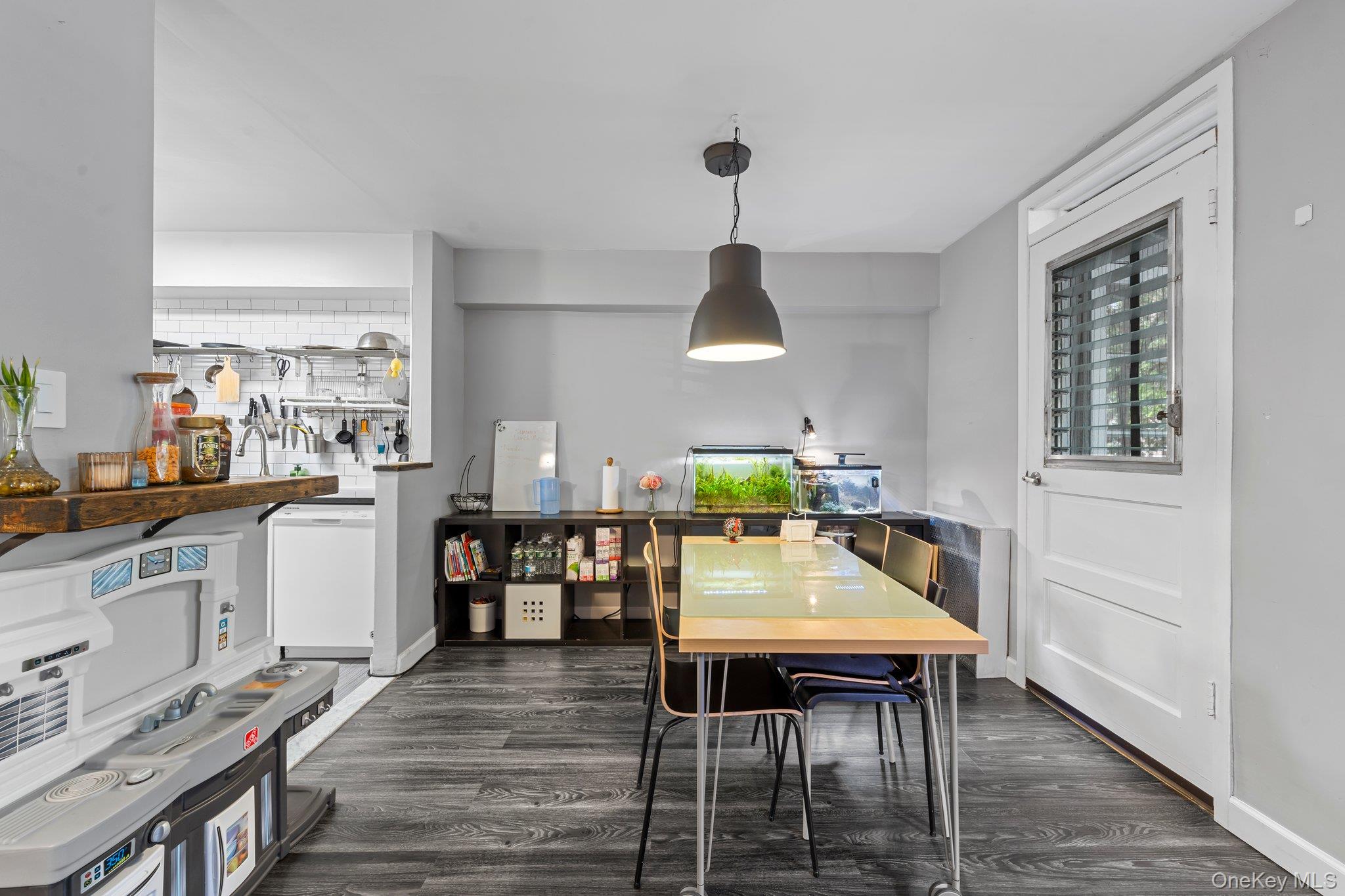 #3 photo, 14470 41st Avenue, クイーンズ区 Flushing , NY 11355