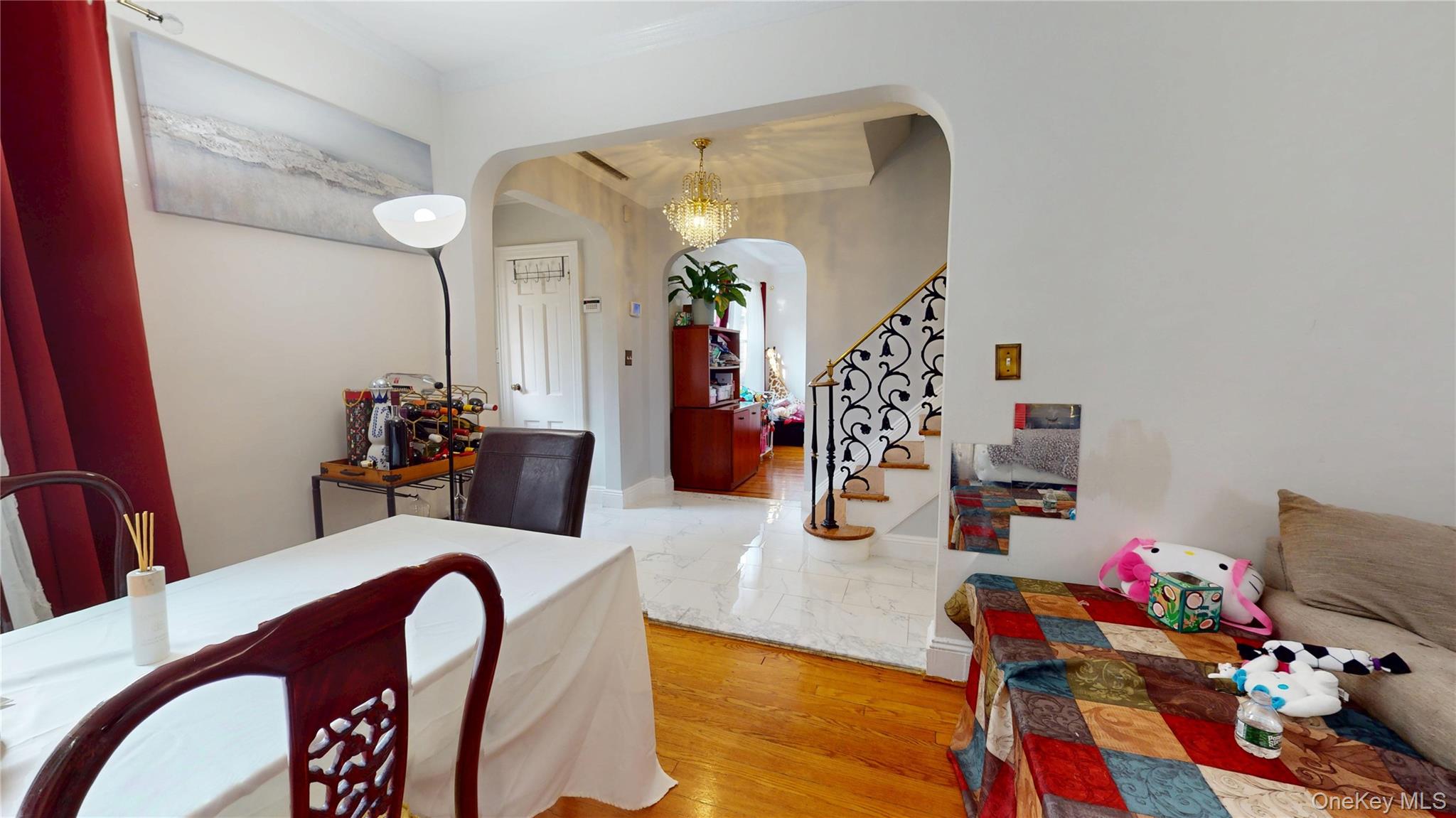 #11 photo, 18414 Grand Central Parkway, クイーンズ区 Jamaica Estates , NY 11432