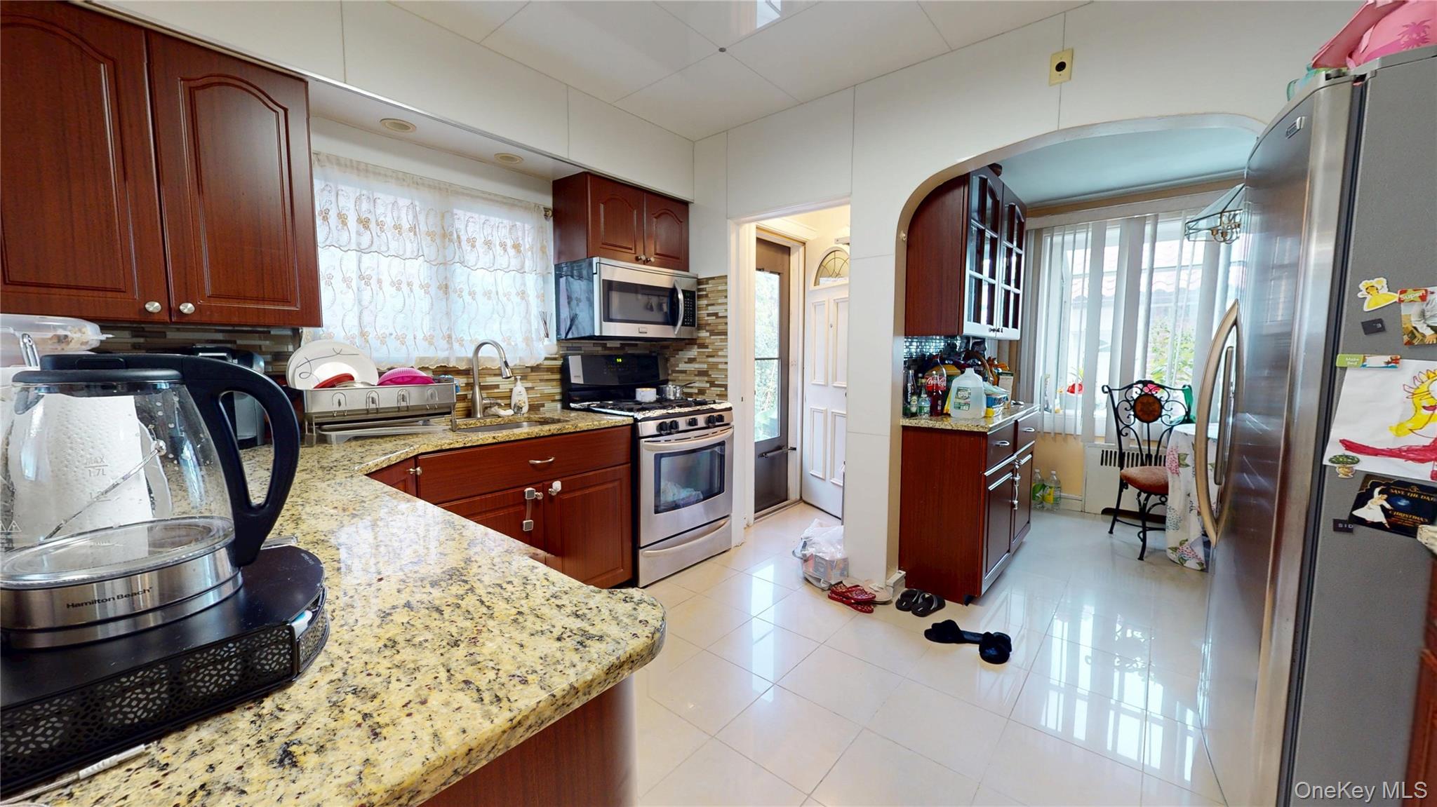 #15 photo, 18414 Grand Central Parkway, クイーンズ区 Jamaica Estates , NY 11432