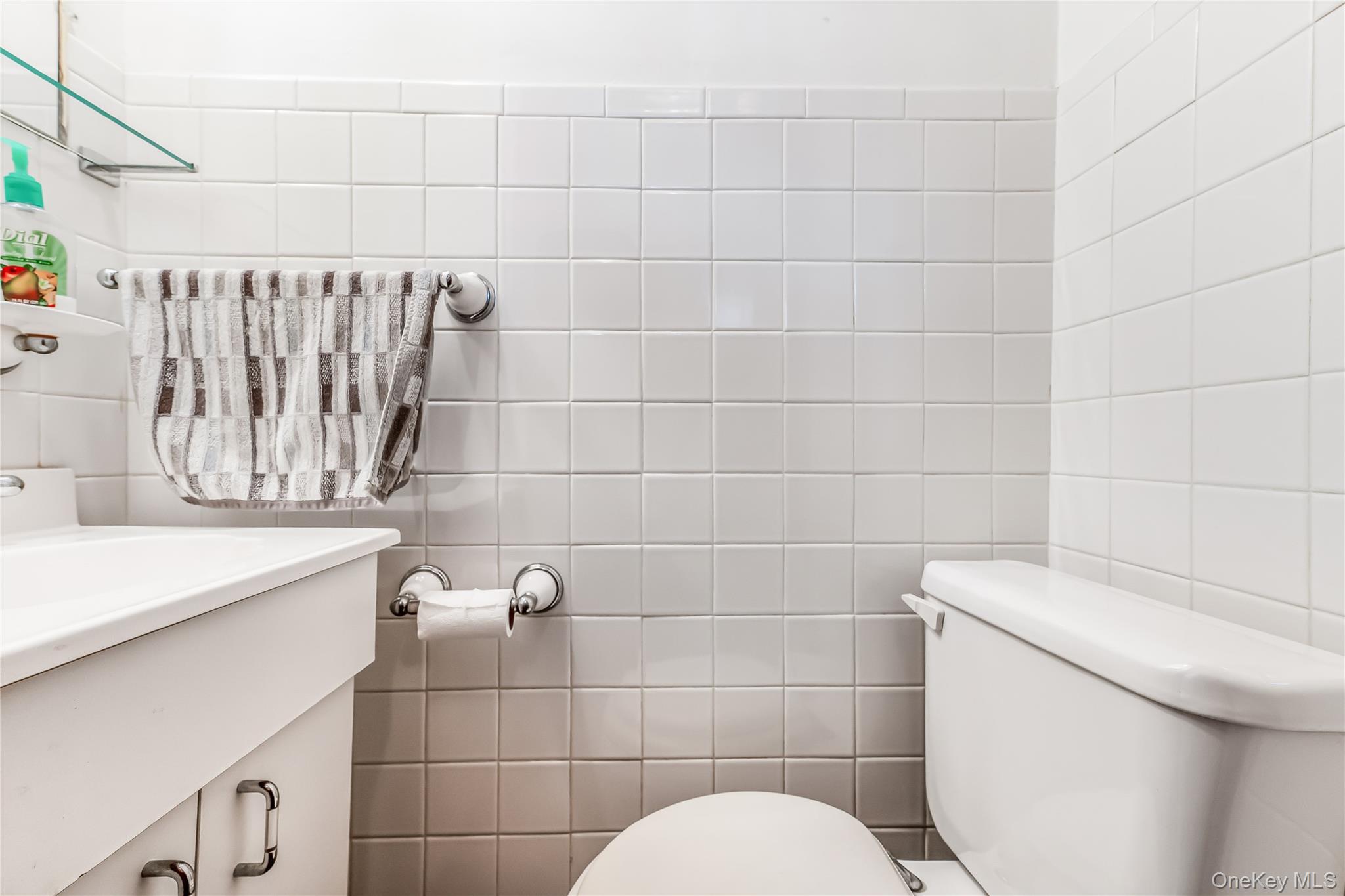 #15 photo, 105-38 65th Road, Forest Hills , NY 11375