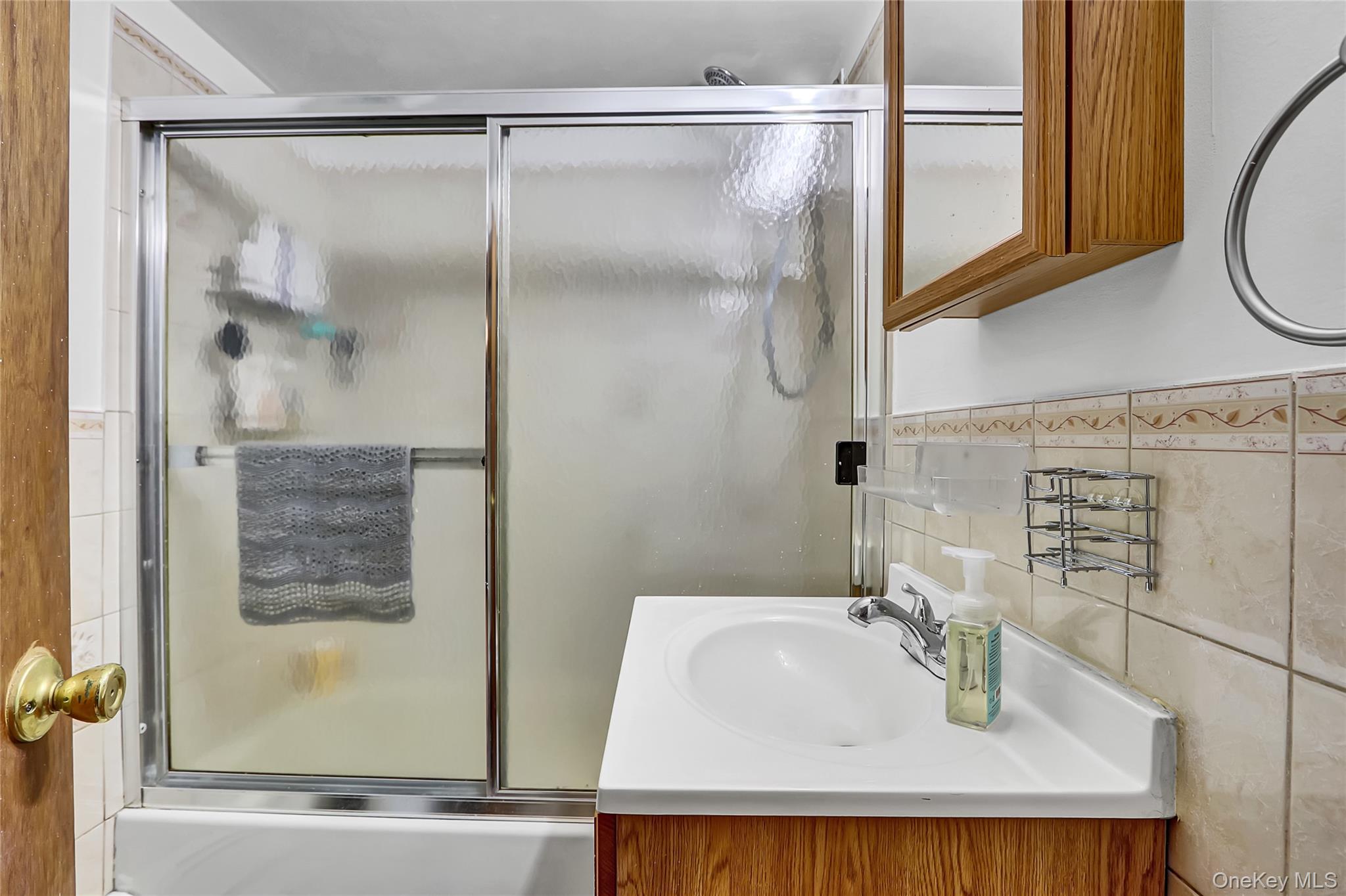 #14 photo, 176 N Elm Street, Massapequa , NY 11758