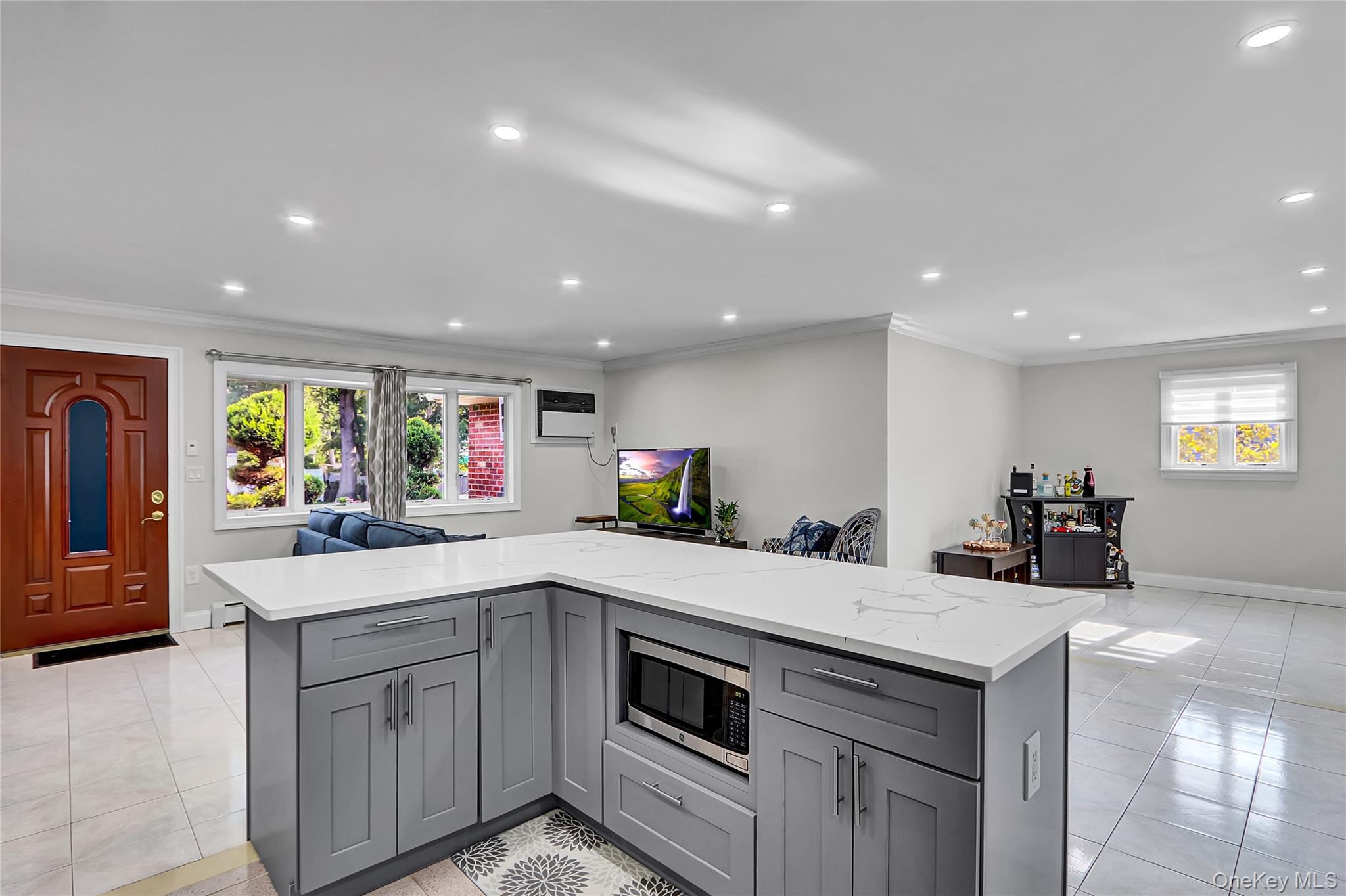 #7 photo, 176 N Elm Street, Massapequa , NY 11758