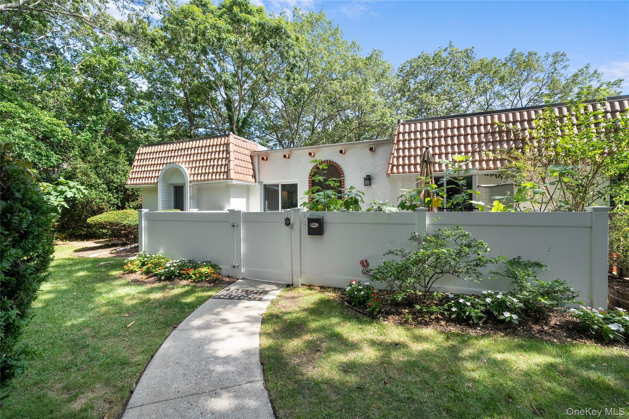 #1 photo, 186 Blue Ridge Drive, Medford , NY 11763