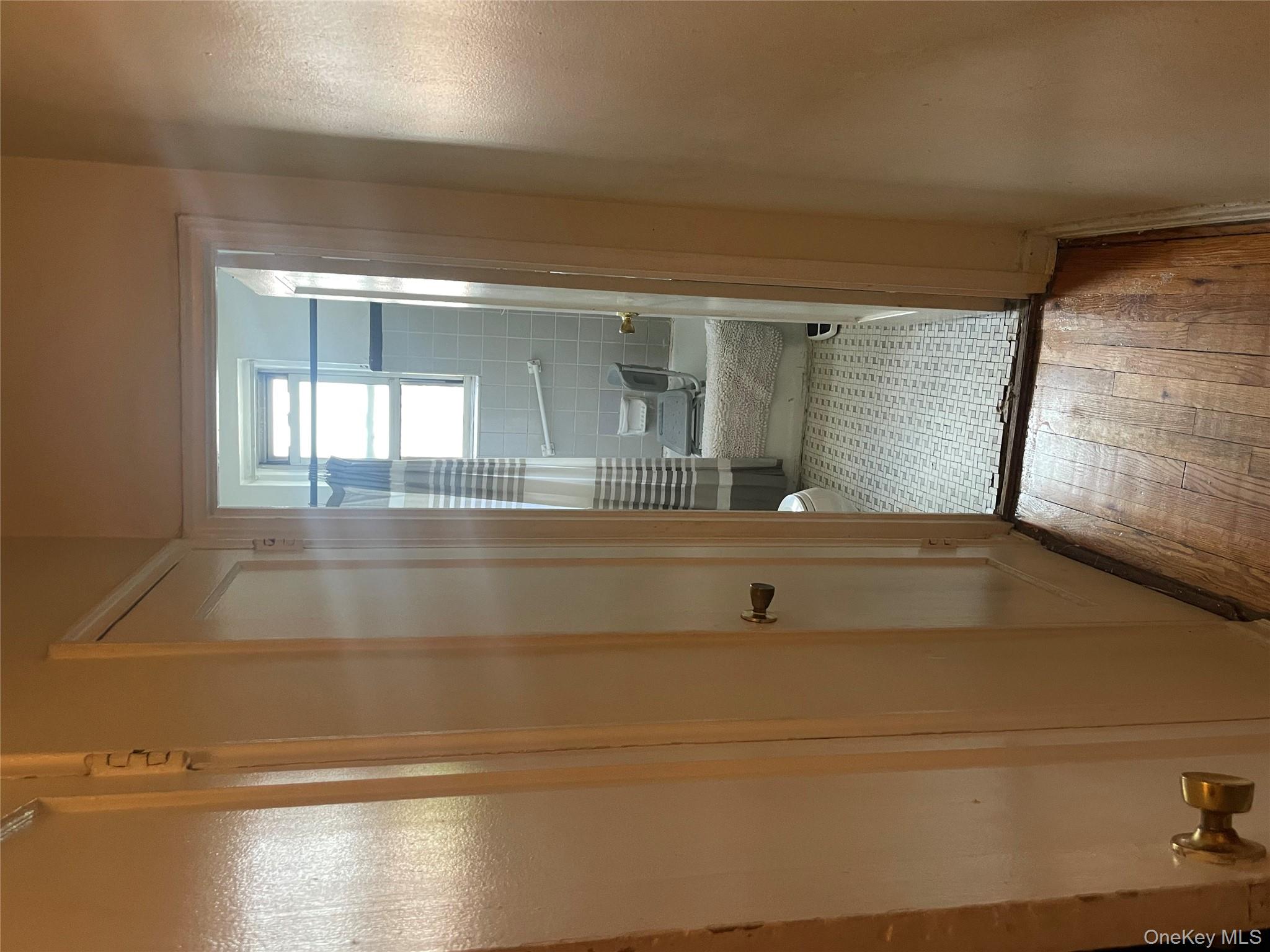 #12 photo, 5614 Netherland Avenue, Bronx , NY 10471