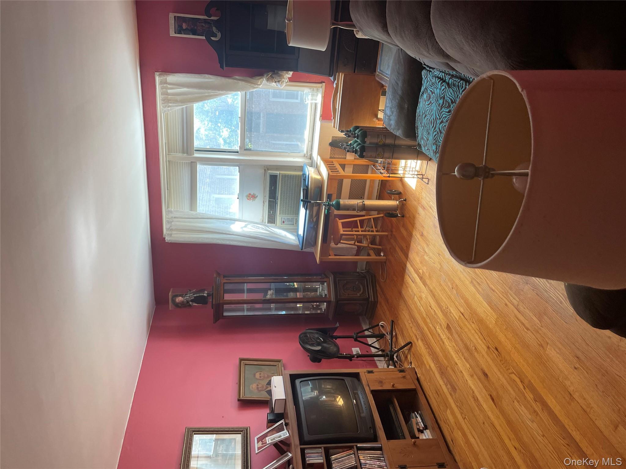 #13 photo, 5614 Netherland Avenue, Bronx , NY 10471