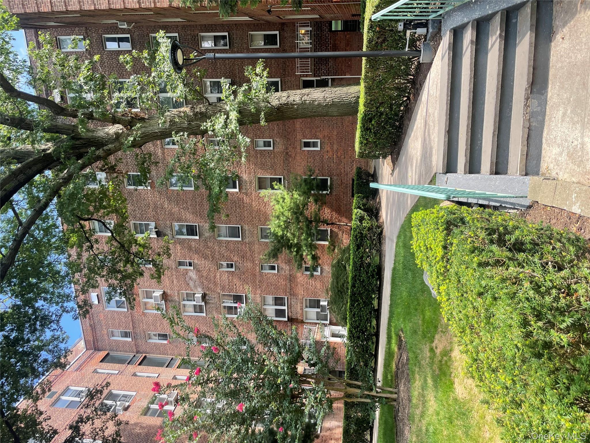 #17 photo, 5614 Netherland Avenue, Bronx , NY 10471