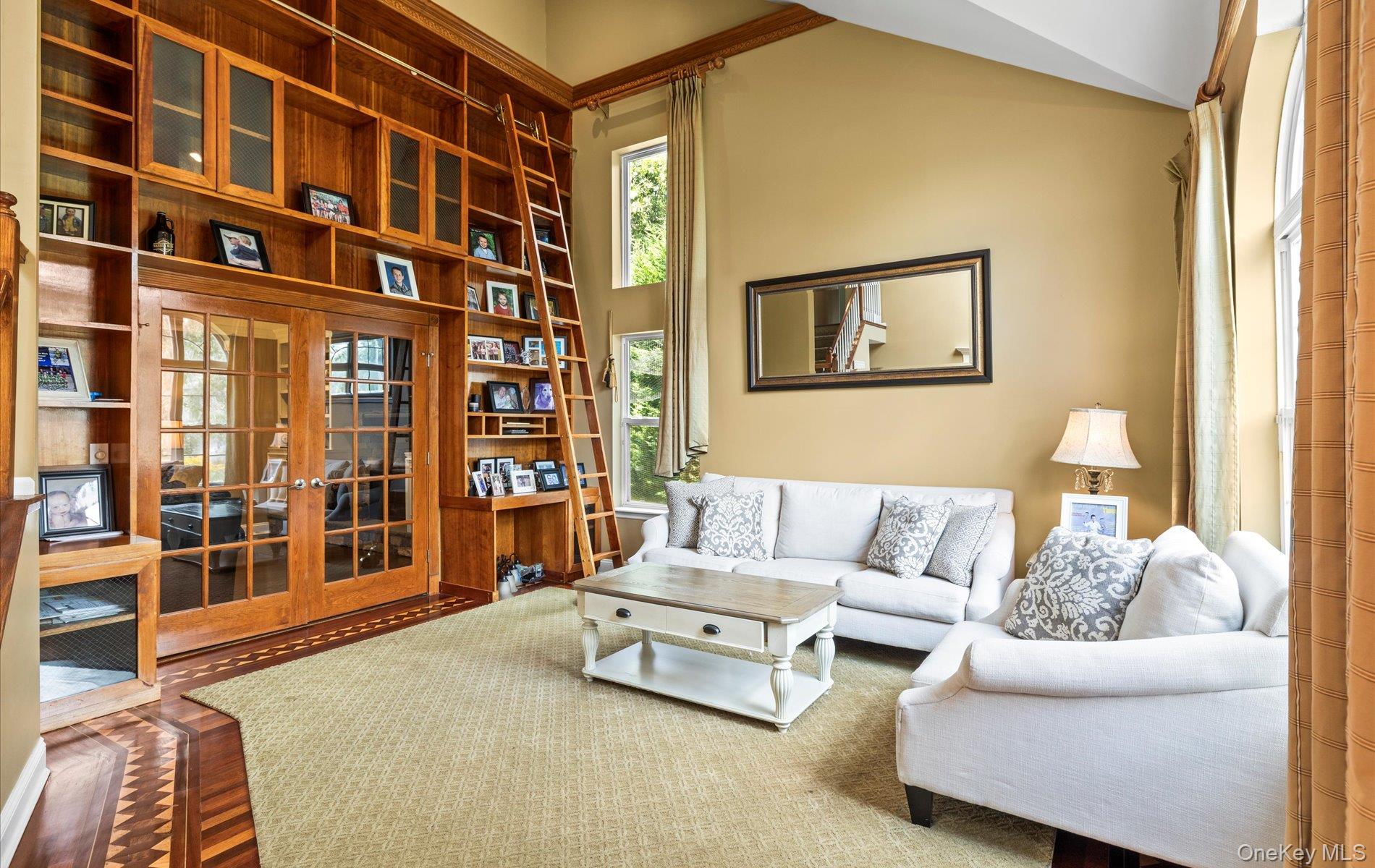 #19 photo, 5 Cameron Court, Commack , NY 11725