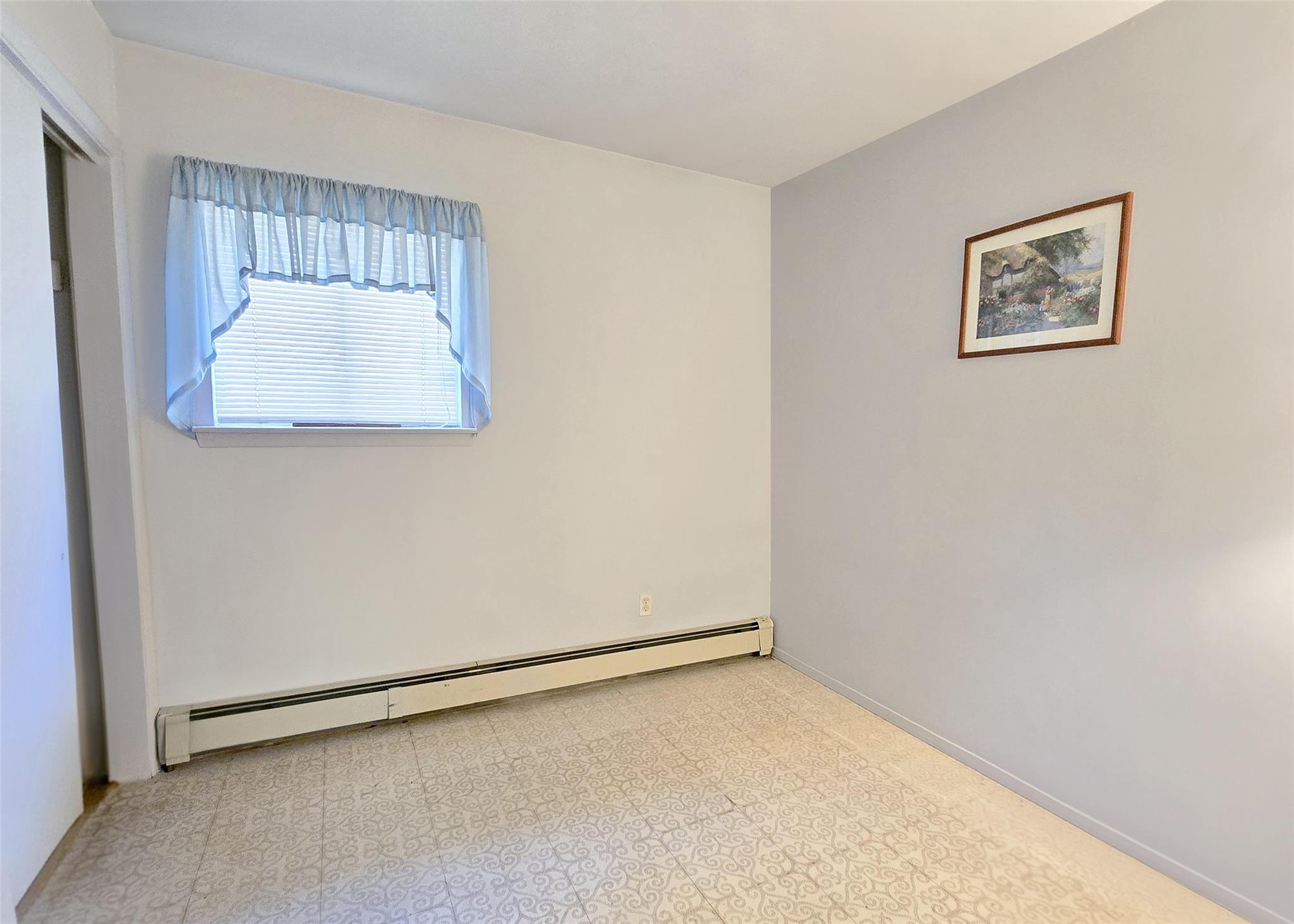 #11 photo, 204 Helen Street, Holbrook , NY 11741