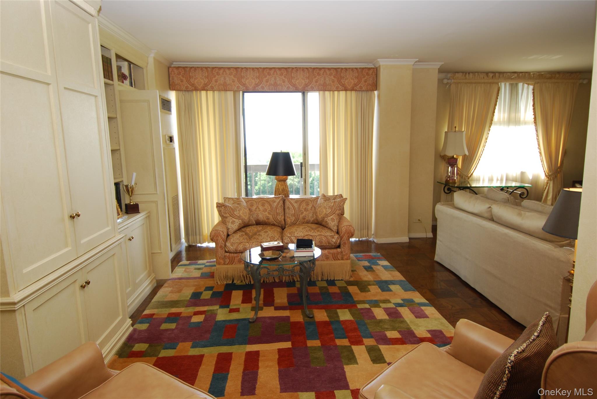 #5 photo, 27010 Grand Central Parkway, クイーンズ区 Floral Park , NY 11005