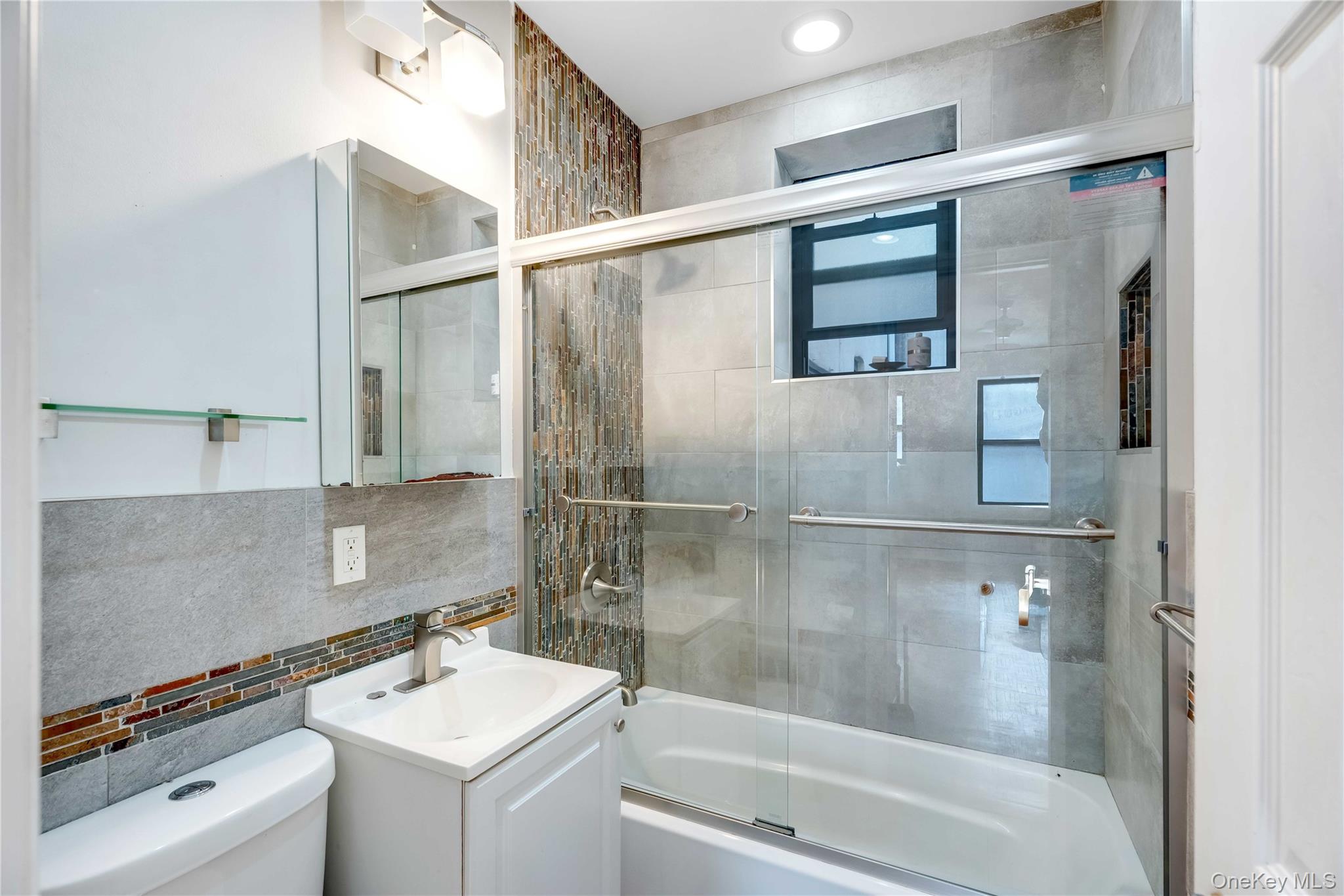 #4 photo, 9 Argyle Road, ブルックリン区 Brooklyn , NY 11218