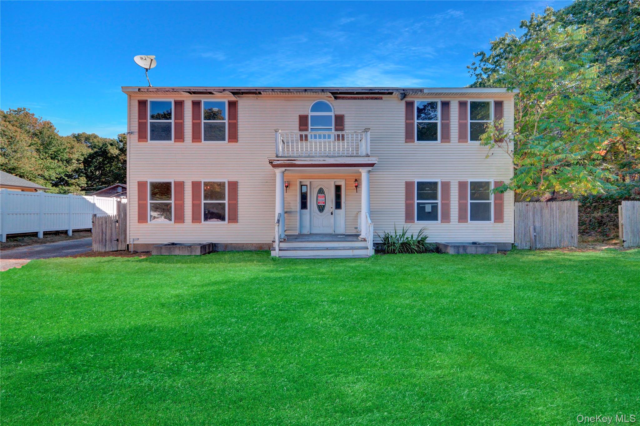 #2 photo, 436 N Magee Street, サフォーク郡 Southampton , NY 11968