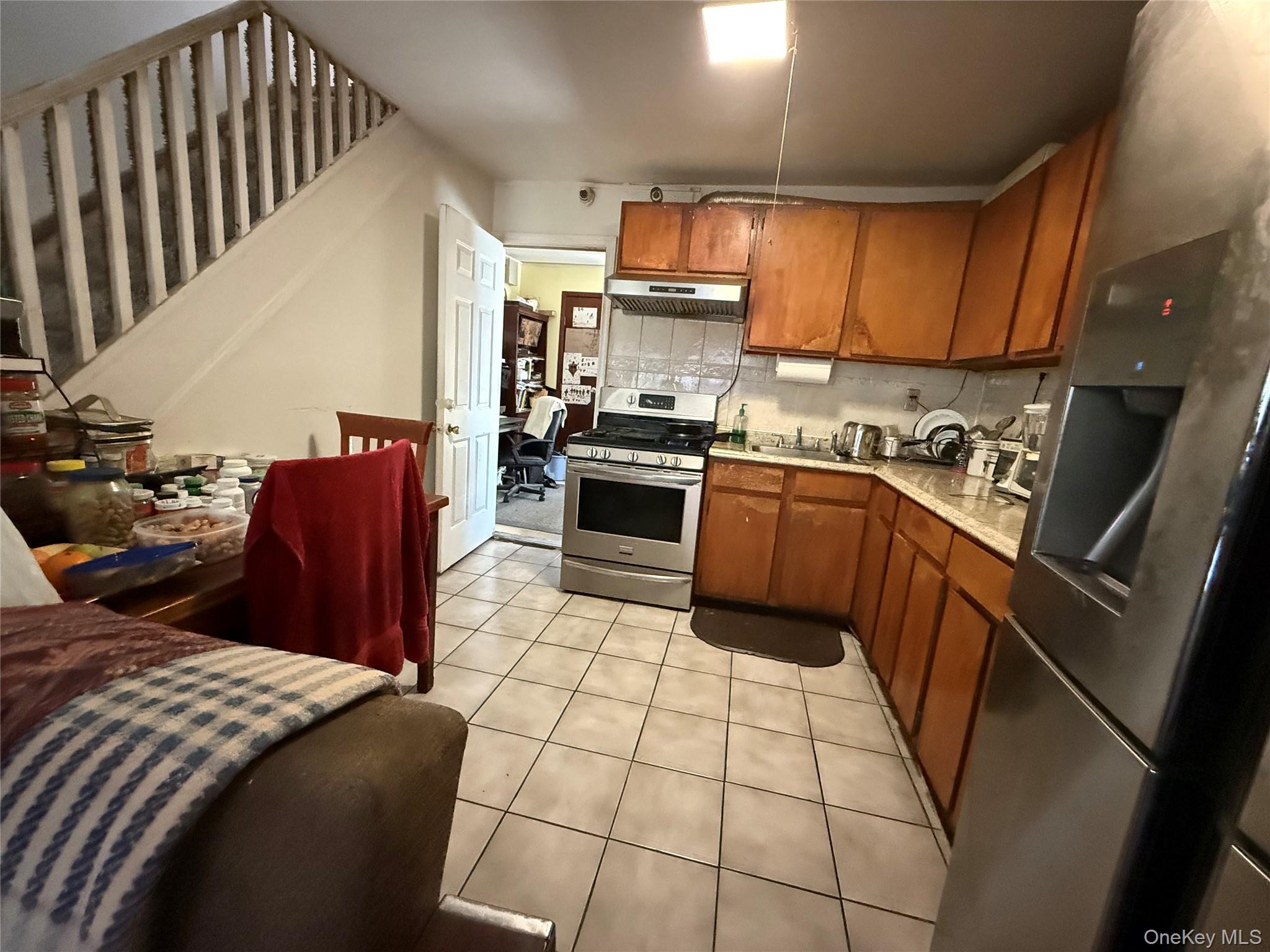 #5 photo, 122-18 111 Avenue, South Ozone Park , NY 11420