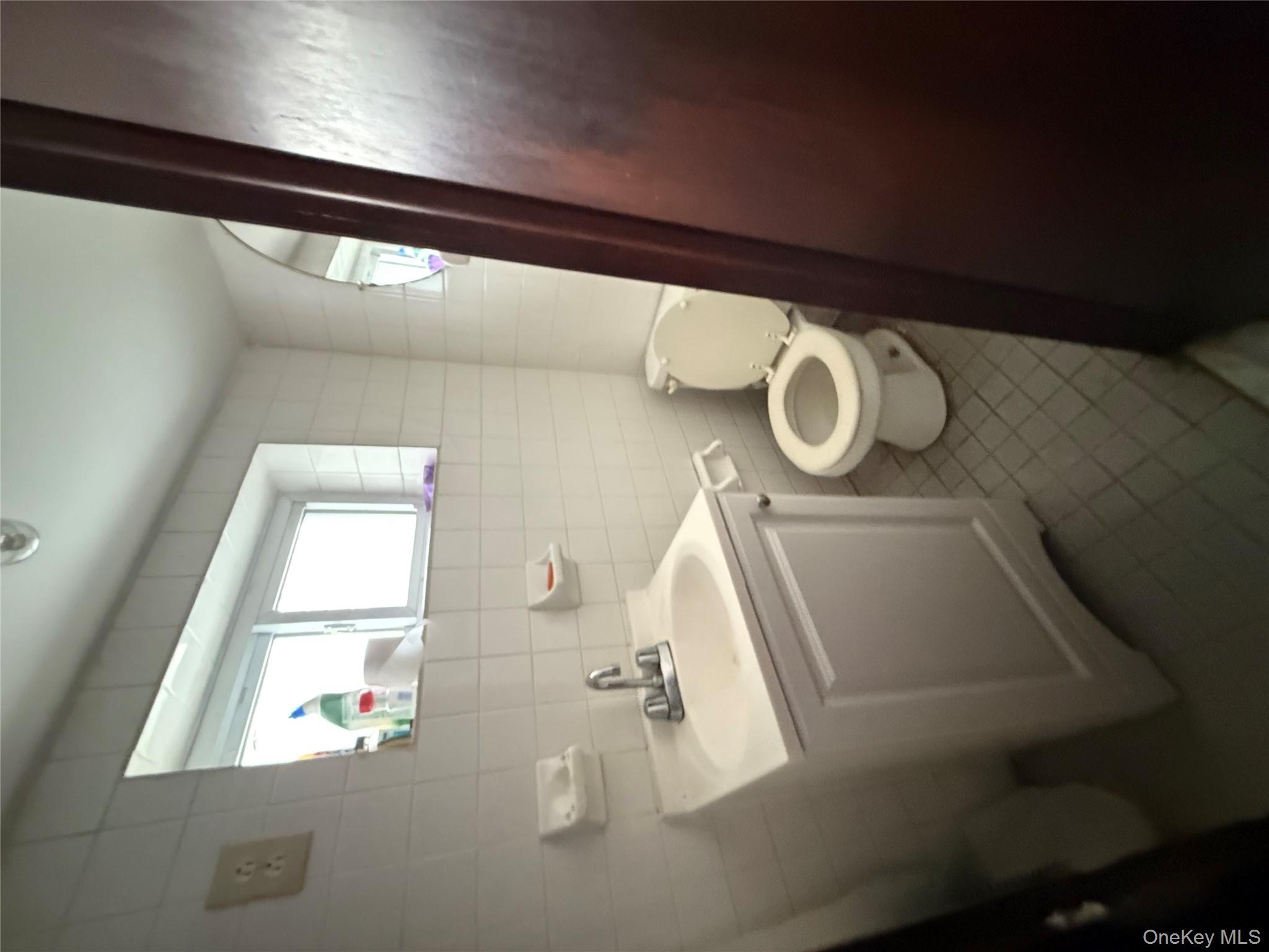 #9 photo, 122-18 111 Avenue, South Ozone Park , NY 11420