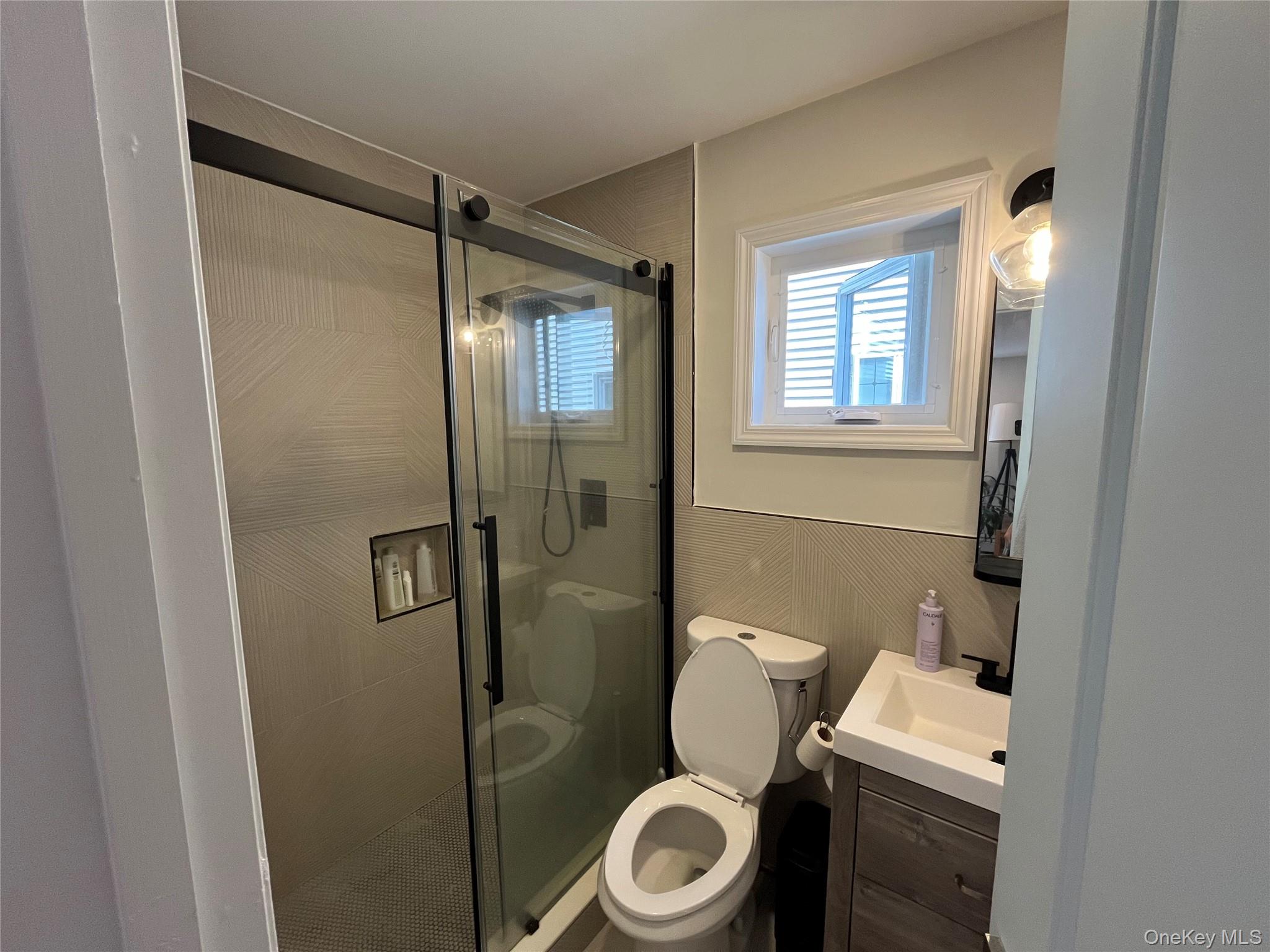 #20 photo, 86 Connecticut Avenue, Long Beach , NY 11561