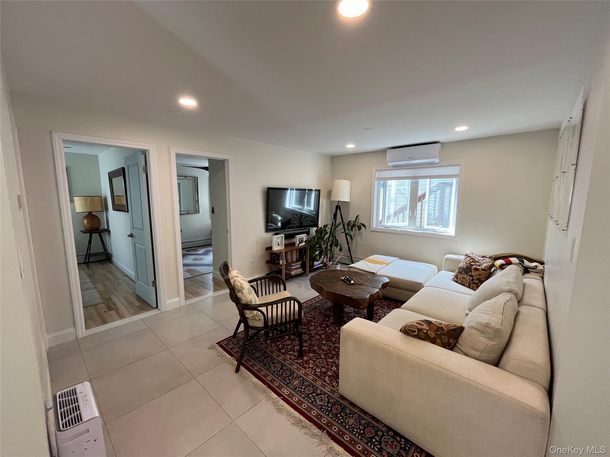 #3 photo, 86 Connecticut Avenue, Long Beach , NY 11561