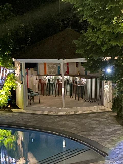 #5 photo, 142 Landing Meadow Road, Smithtown , NY 11787