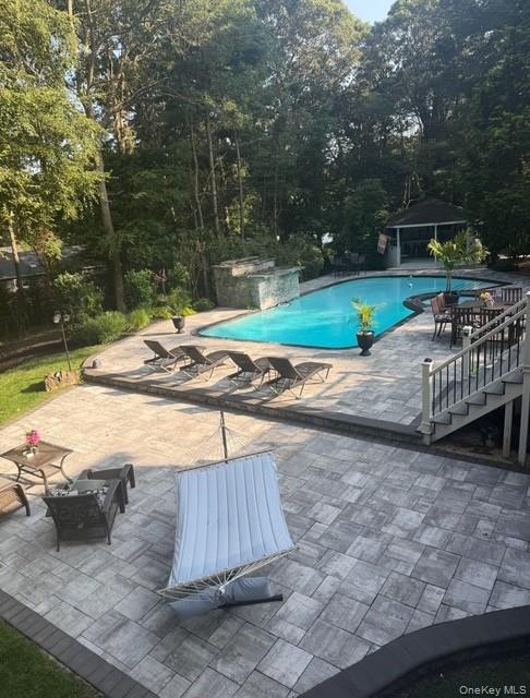 #8 photo, 142 Landing Meadow Road, Smithtown , NY 11787