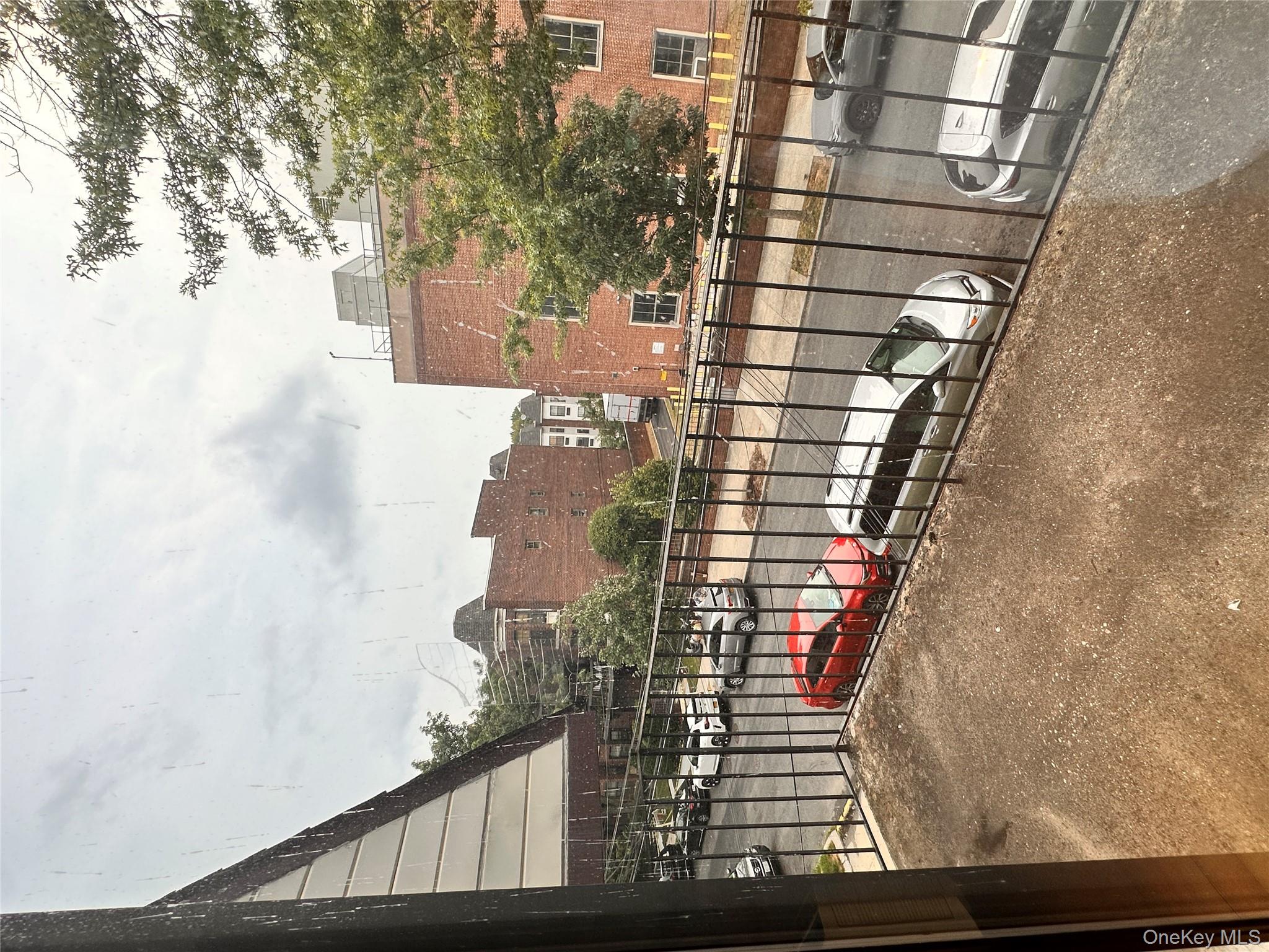 #3 photo, 71-34 163rd Street, Fresh Meadows , NY 11365