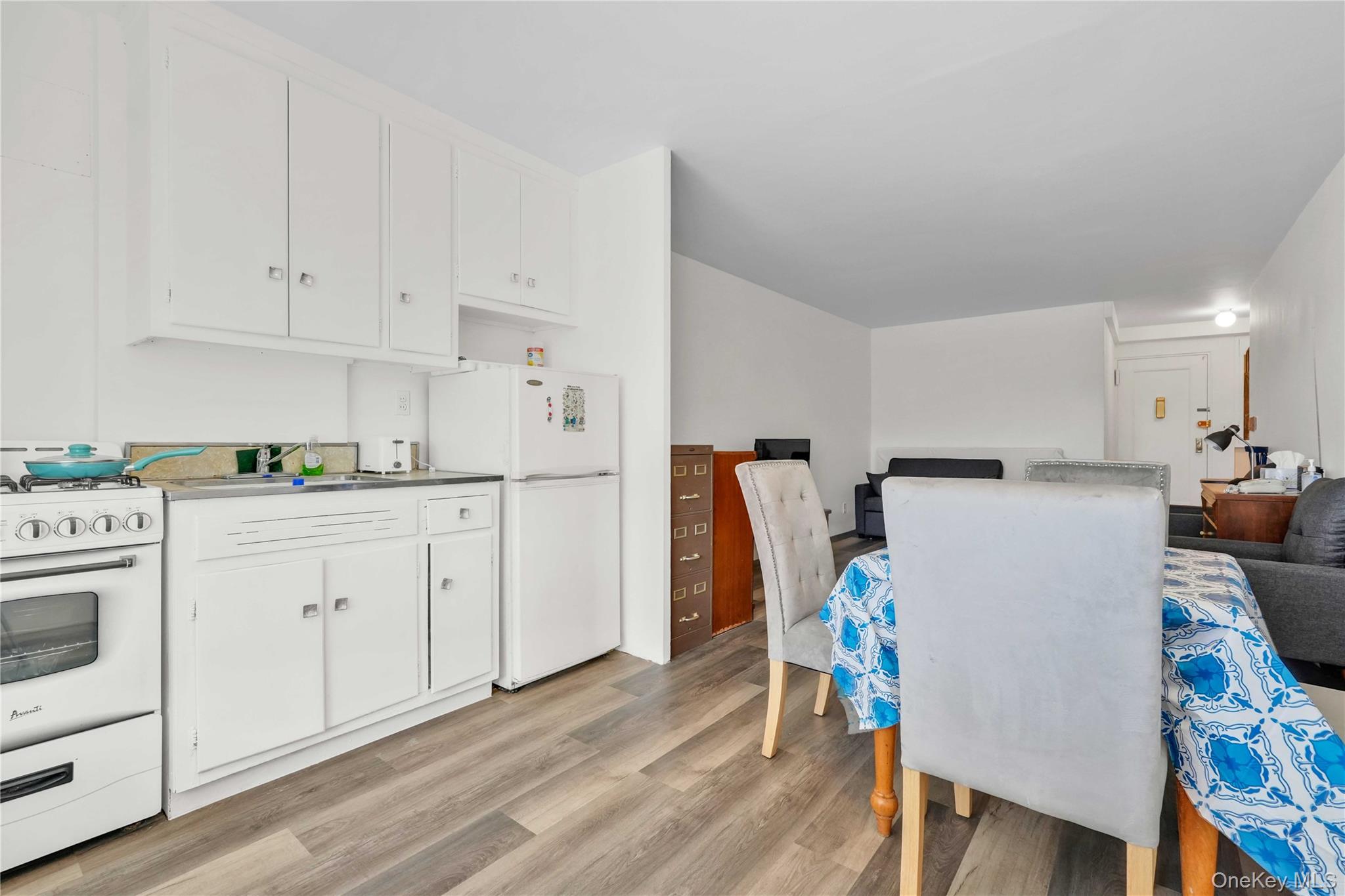 #12 photo, 35-51 85th Street, クイーンズ区 Jackson Heights , NY 11372