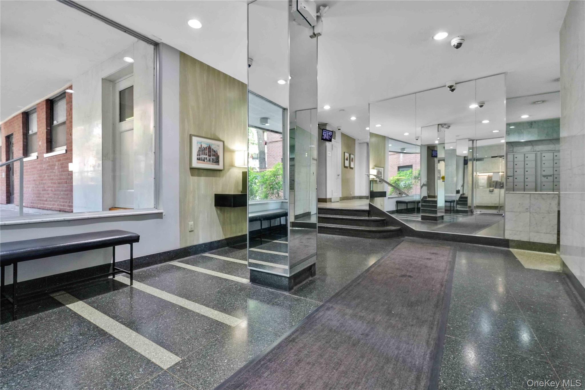 #3 photo, 35-51 85th Street, クイーンズ区 Jackson Heights , NY 11372