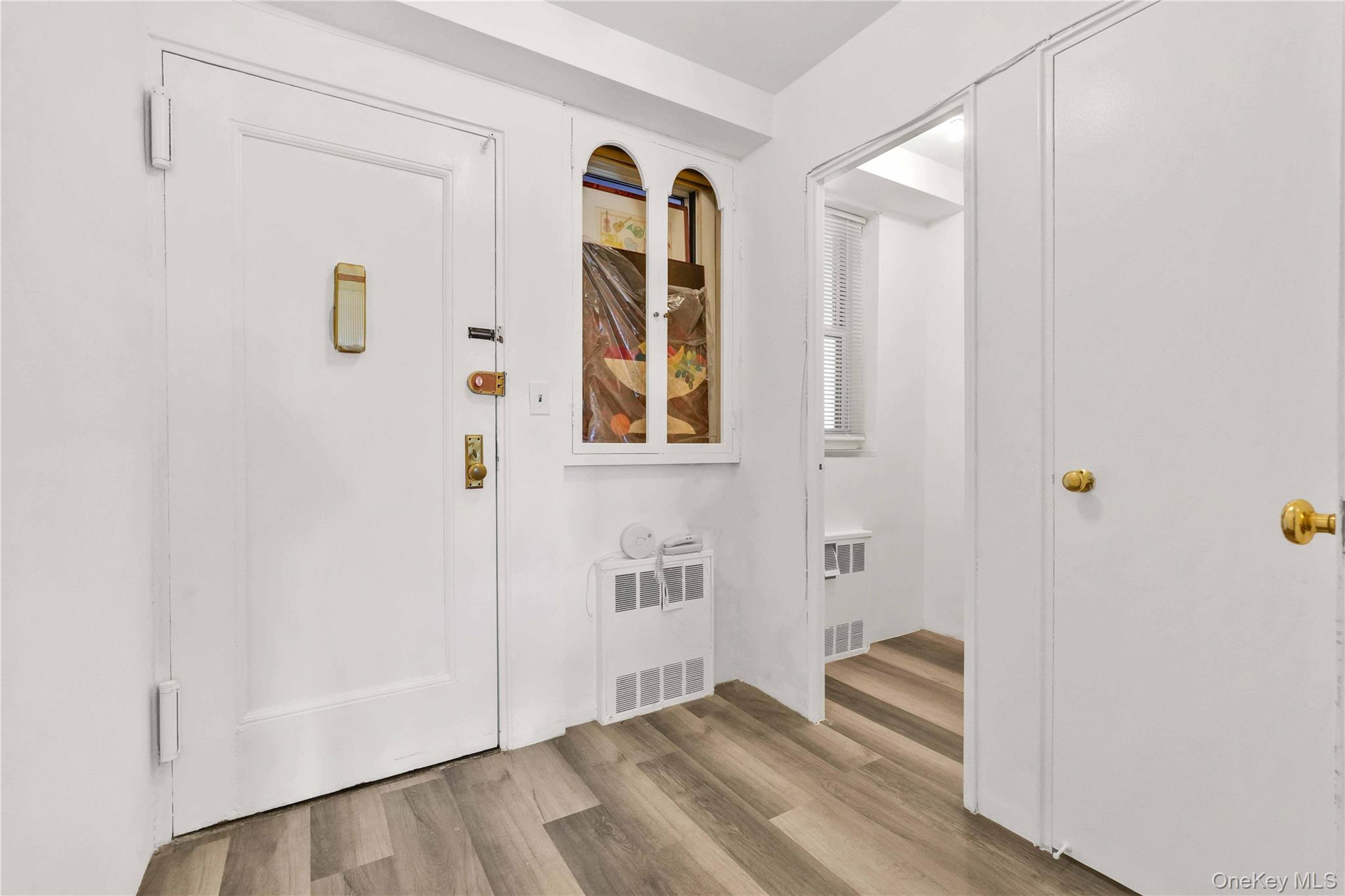 #4 photo, 35-51 85th Street, クイーンズ区 Jackson Heights , NY 11372