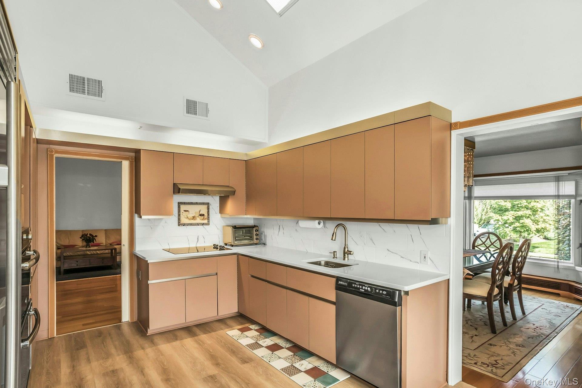 #11 photo, 53 Hightop Lane, ナッソー郡 Jericho , NY 11753