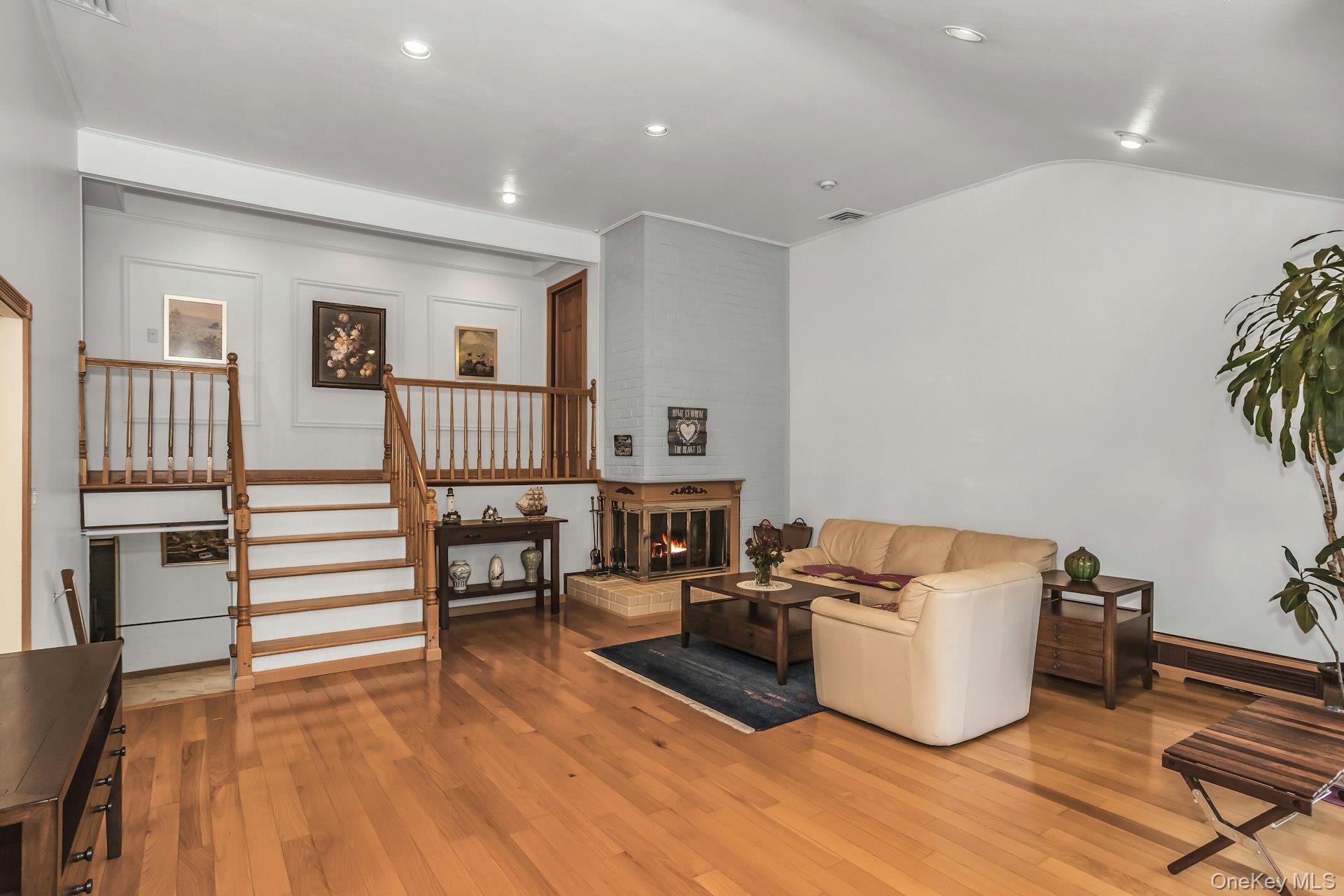 #5 photo, 53 Hightop Lane, ナッソー郡 Jericho , NY 11753