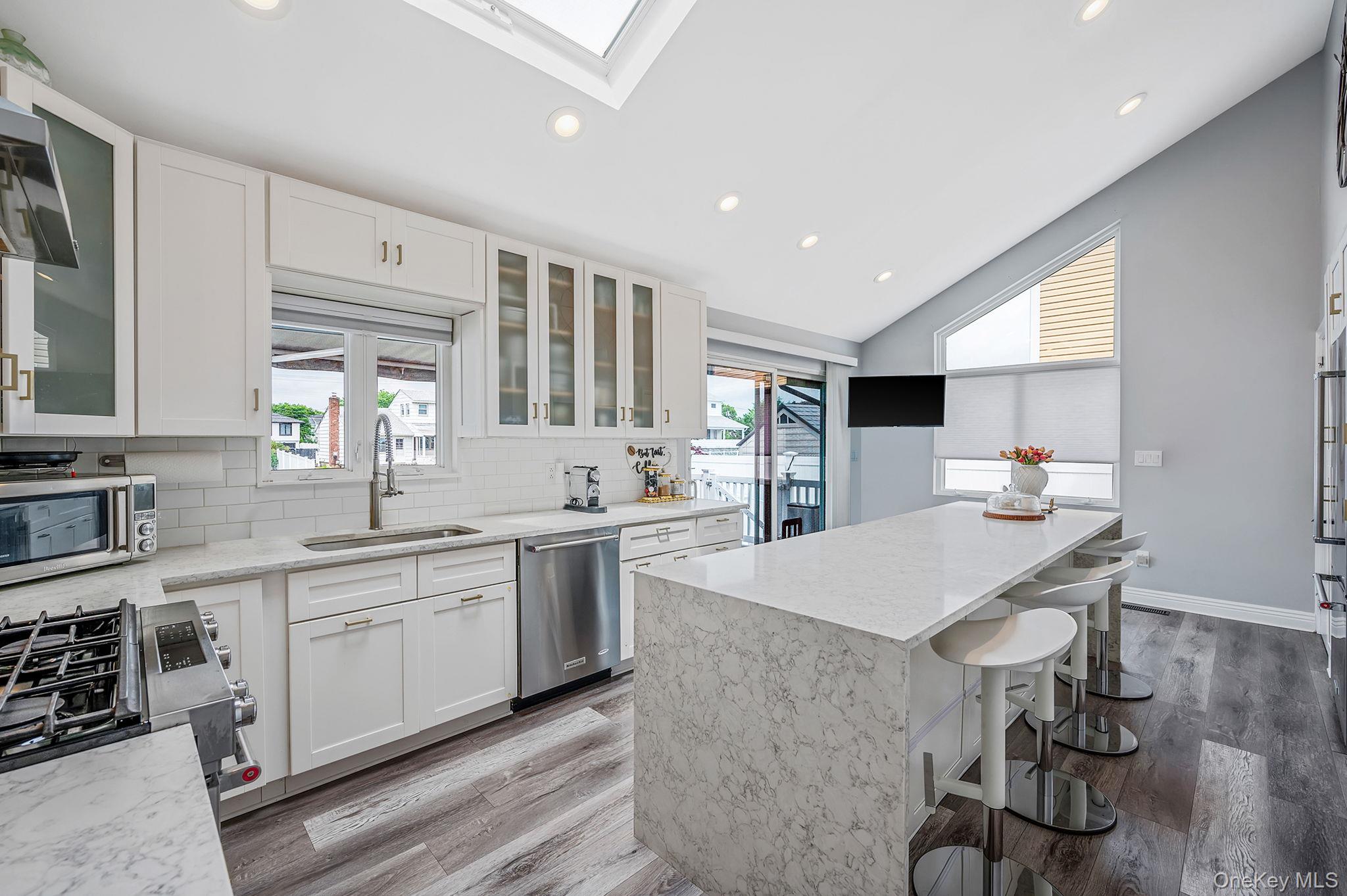 #18 photo, 94 Forest Avenue, Massapequa , NY 11758